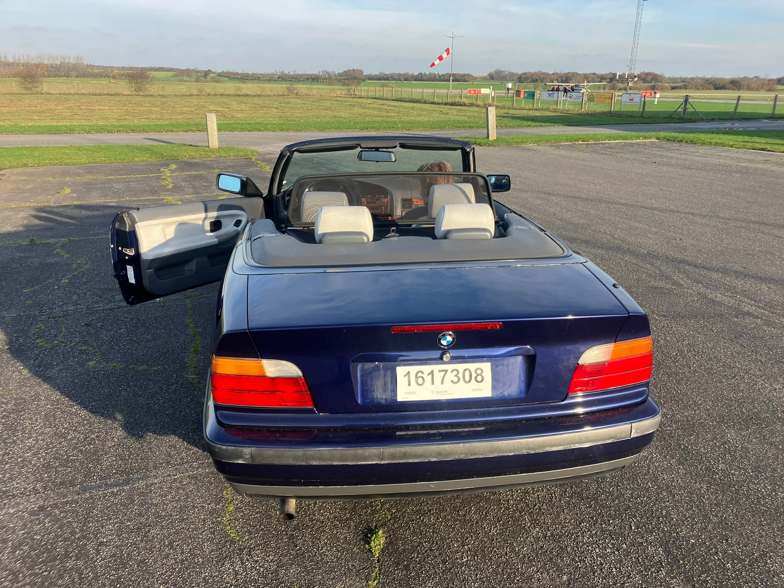 BMW 318i til salg hos Nabilli