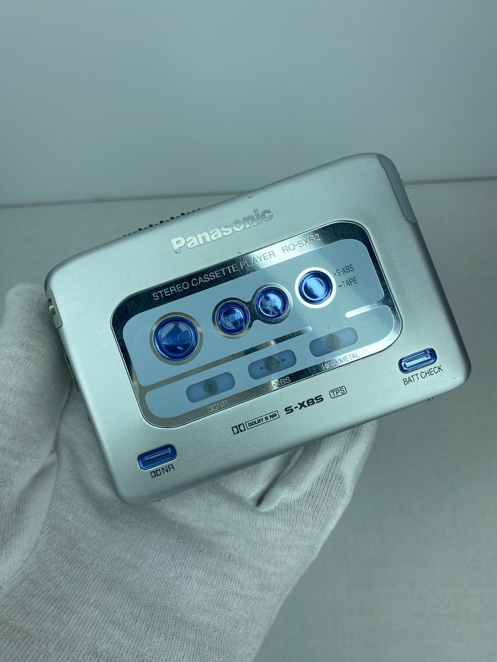 Walkman Panasonic RQ-SX52 - Argenté - Pour Pièces Ou Réparation
