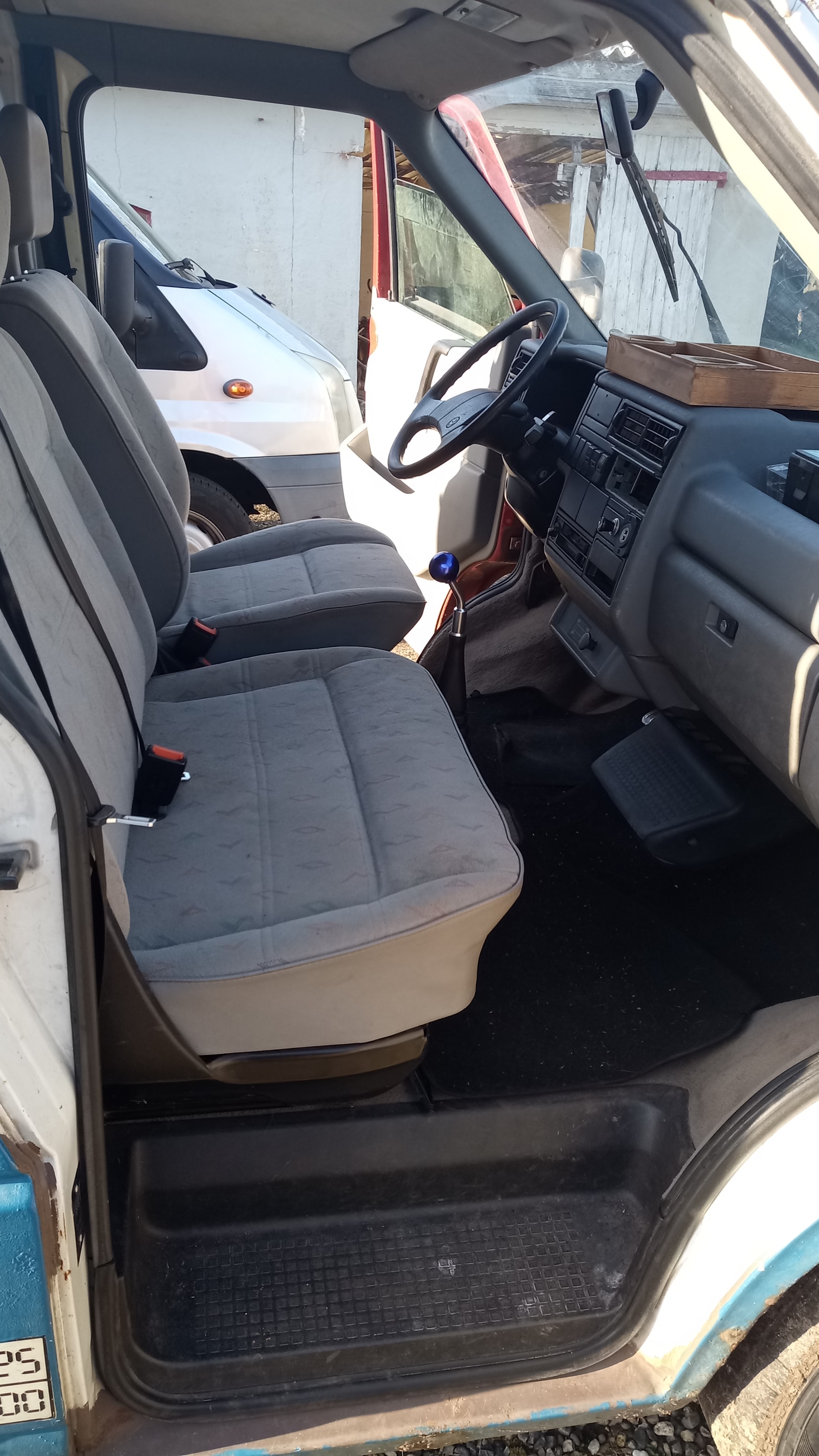 VW Transporter til salg hos Nabilli