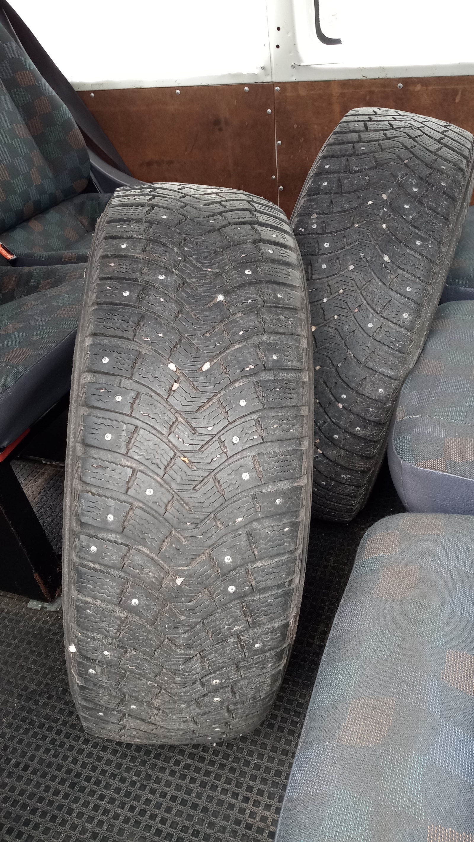 VW Transporter til salg hos Nabilli