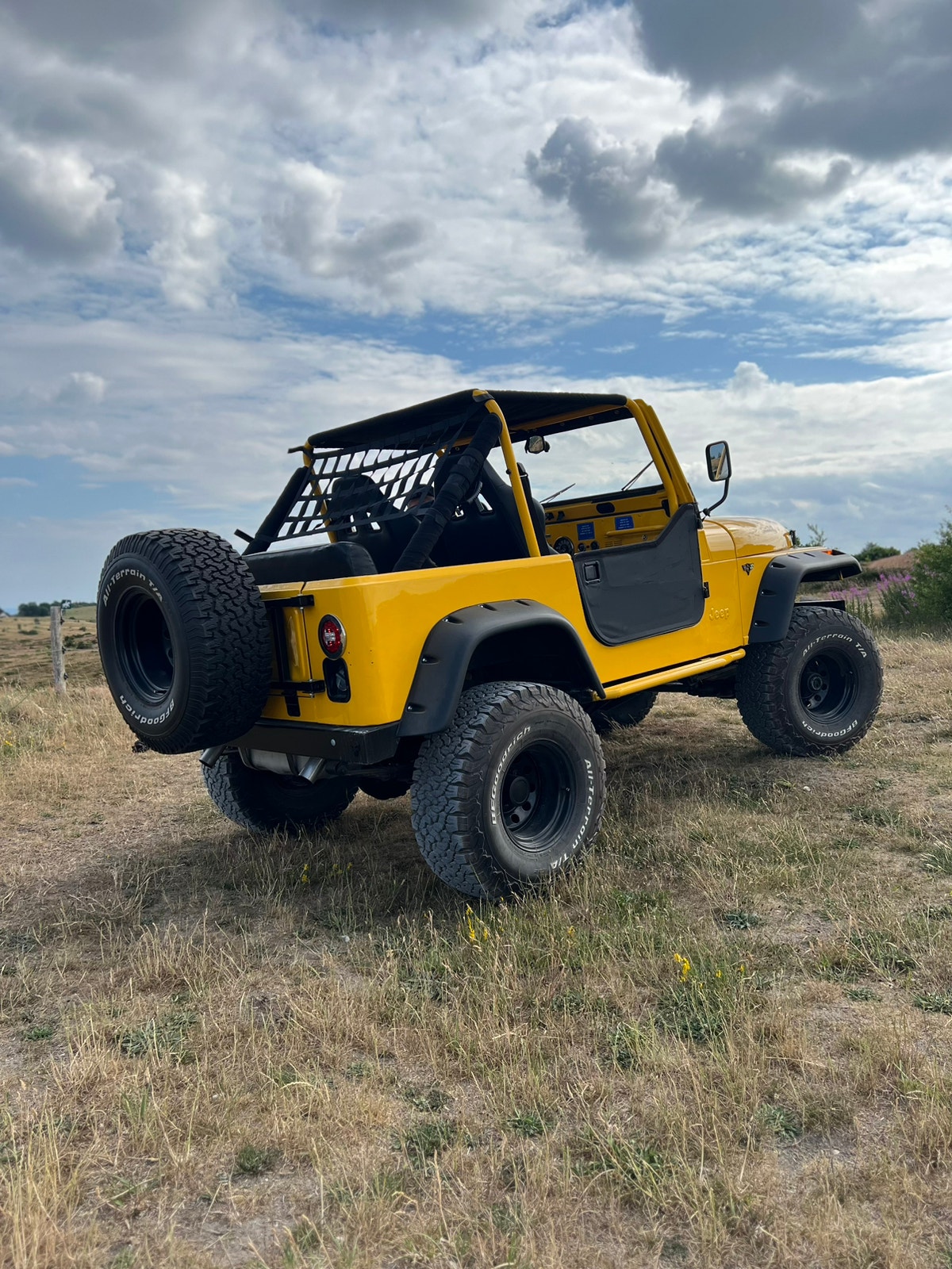 Jeep CJ7 til salg hos Nabilli