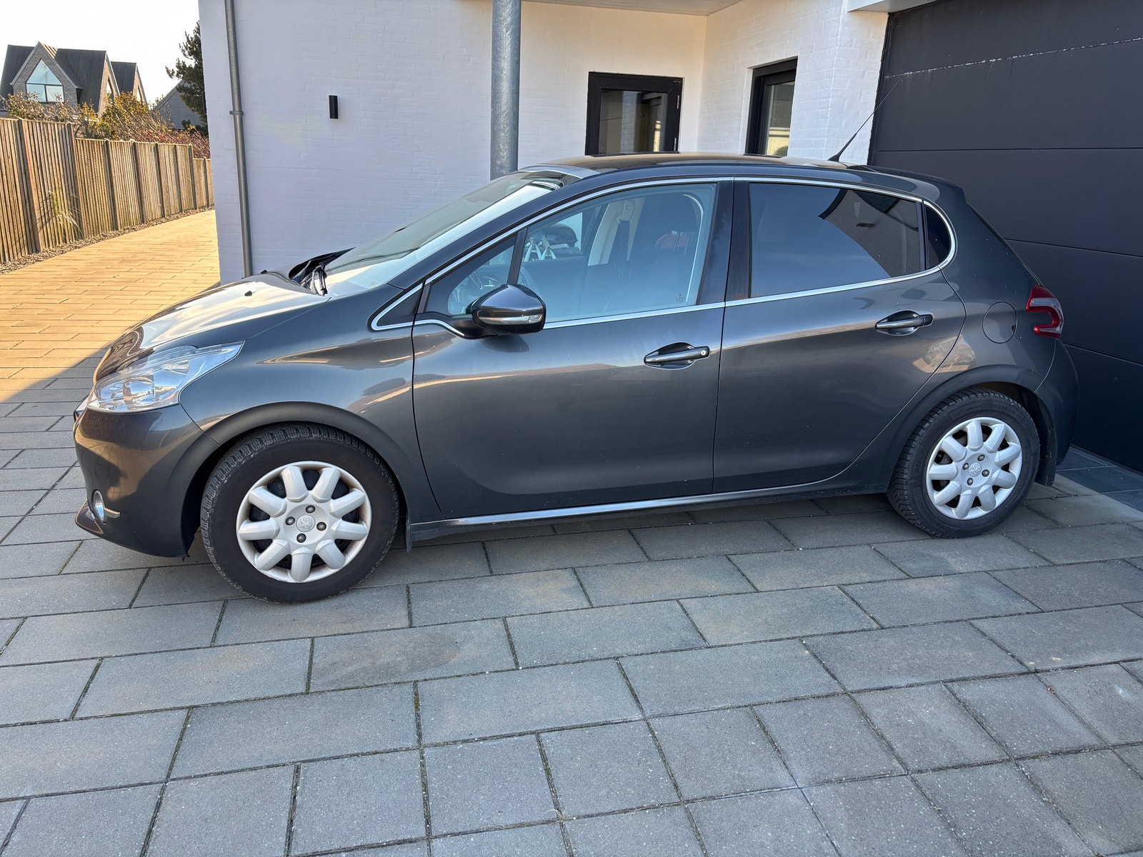 Peugeot 208 – billede 2