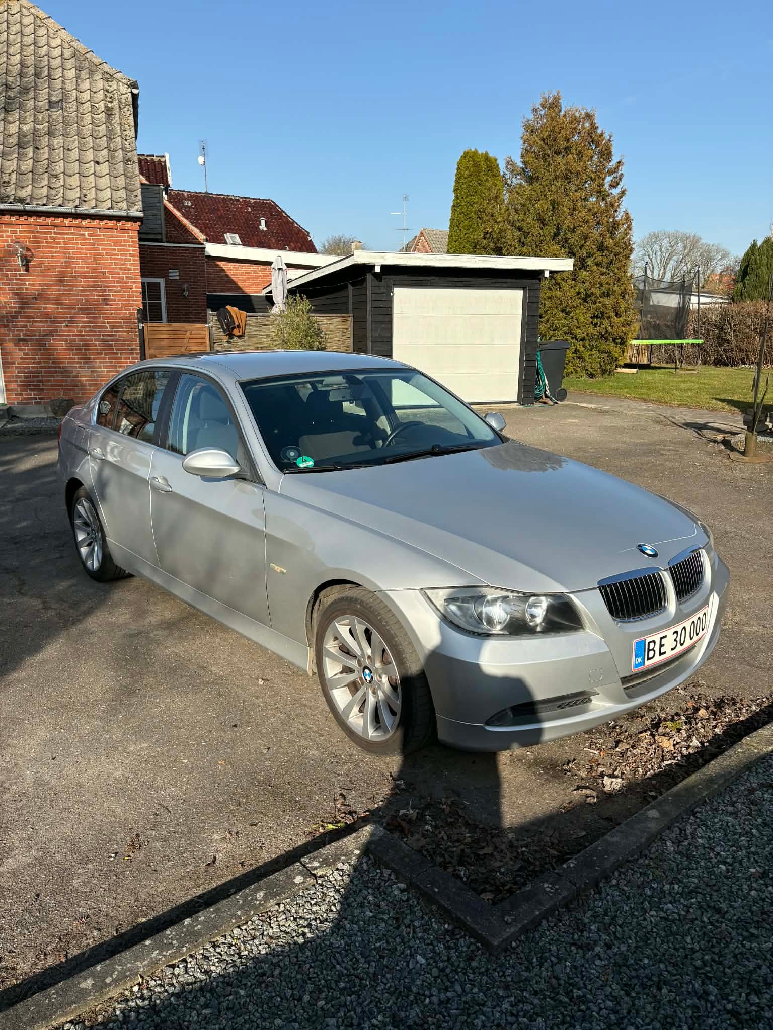 BMW 325i til salg hos Nabilli