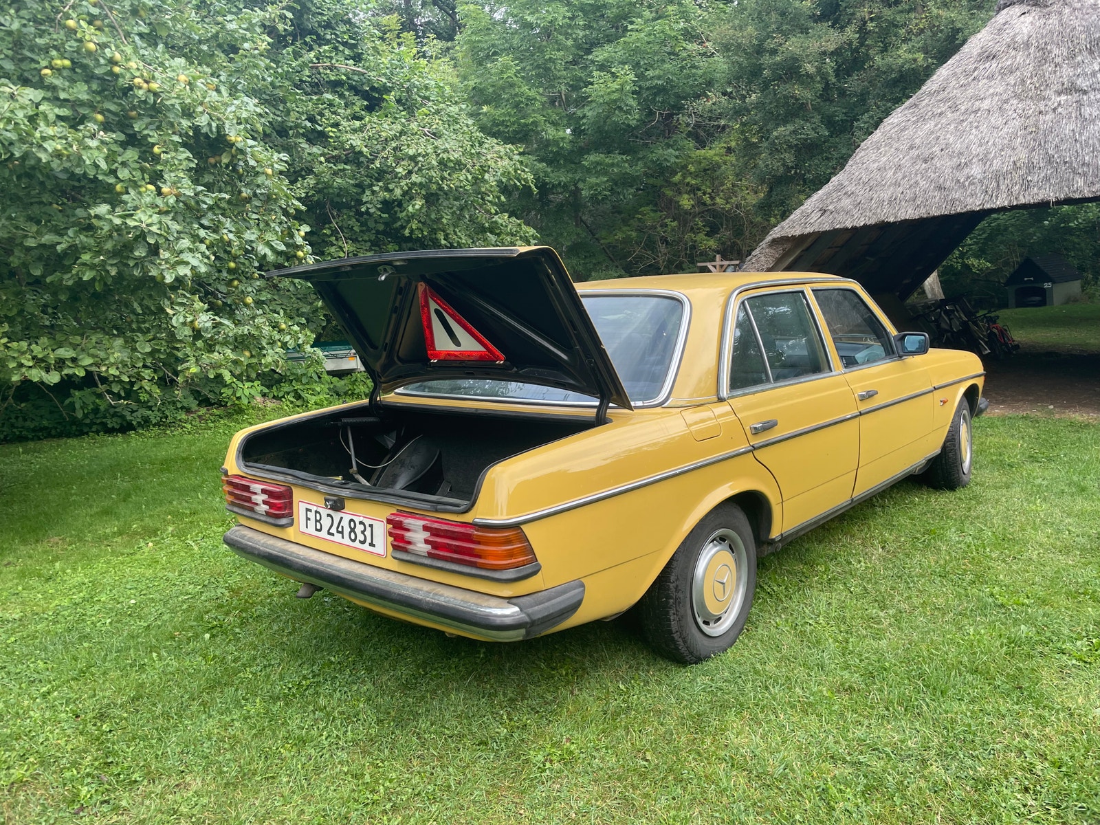 Mercedes 200 – billede 9