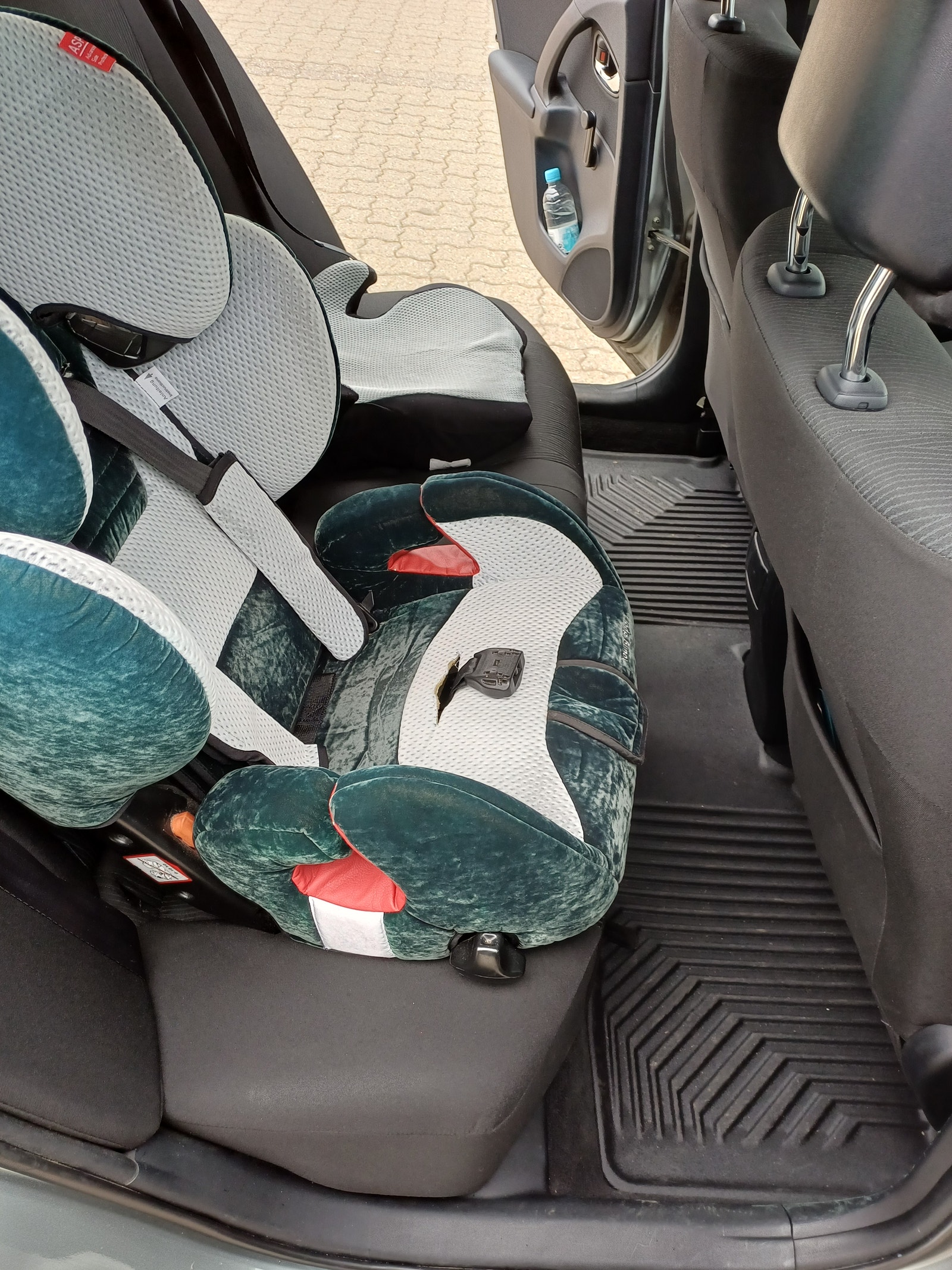 Toyota Avensis til salg hos Nabilli