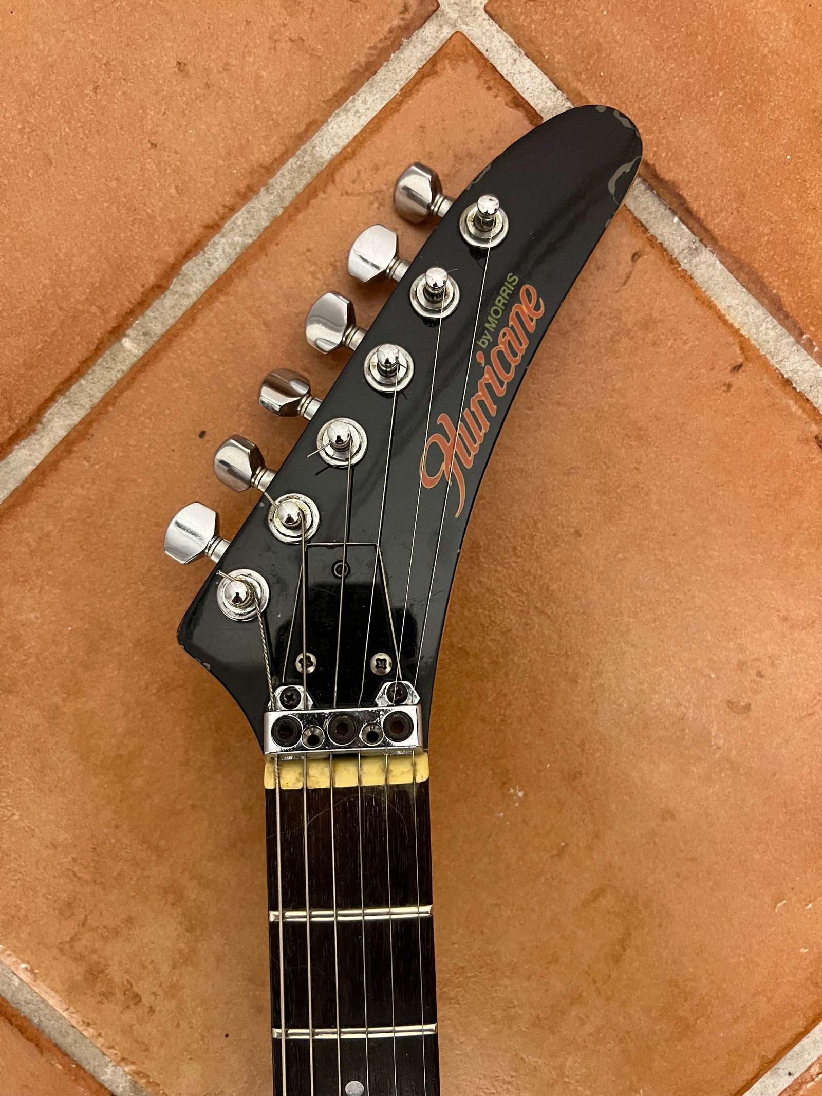 ランダムスタータイプ Morris Hurricane 1980s Hurricane by Morris Stella Black – Replay Guitars