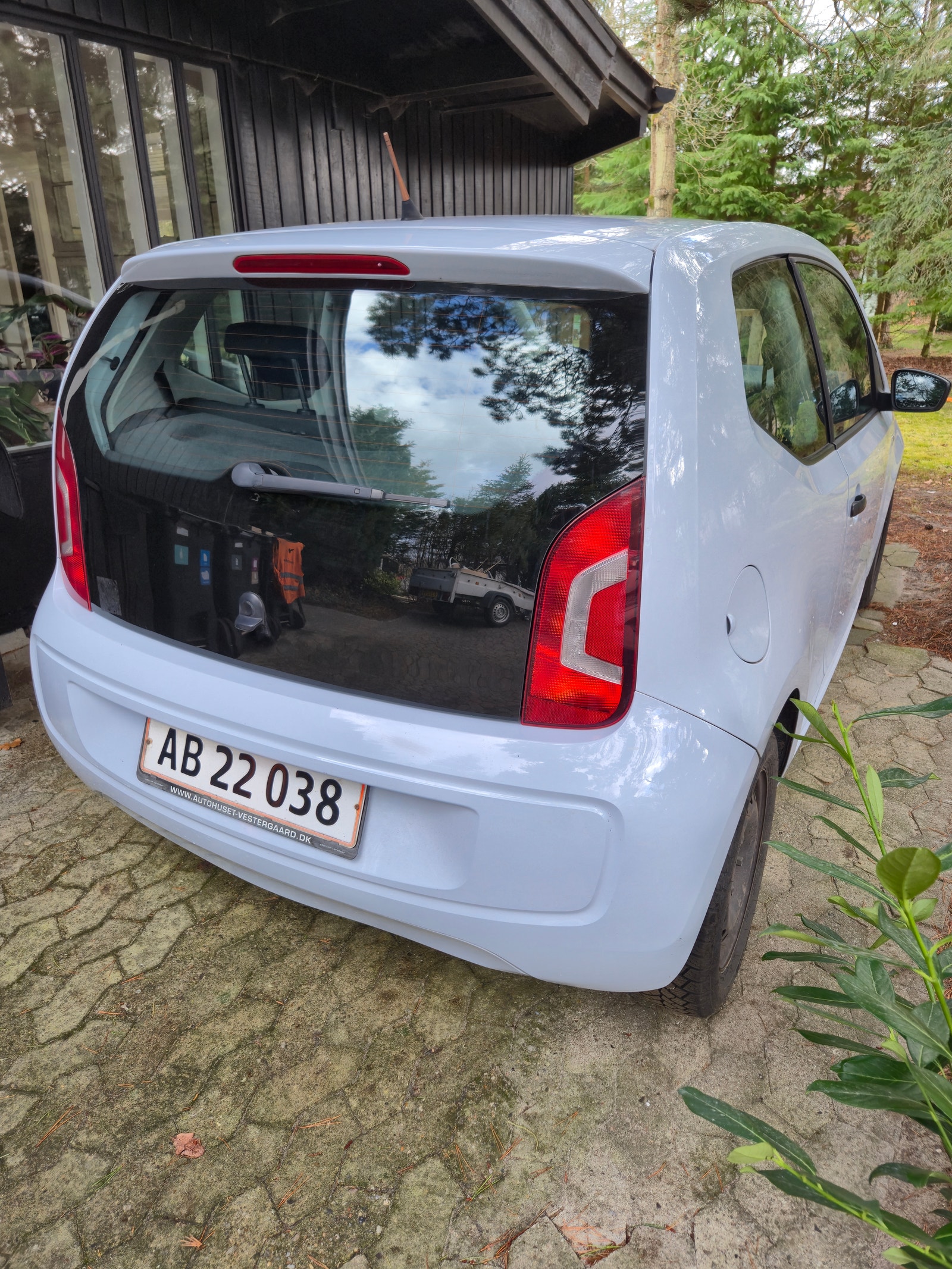 VW UP! til salg hos Nabilli