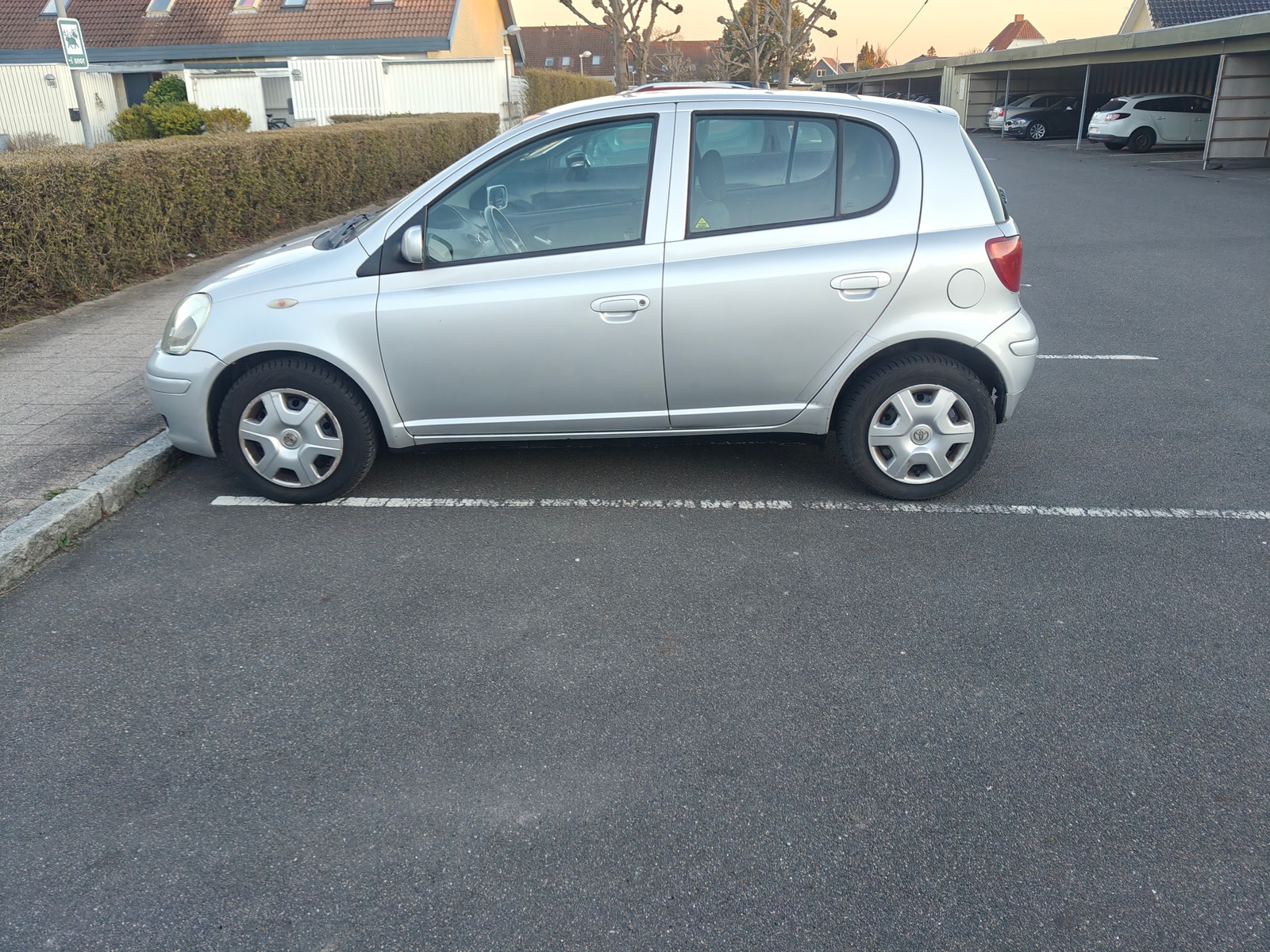 Toyota Yaris – billede 8