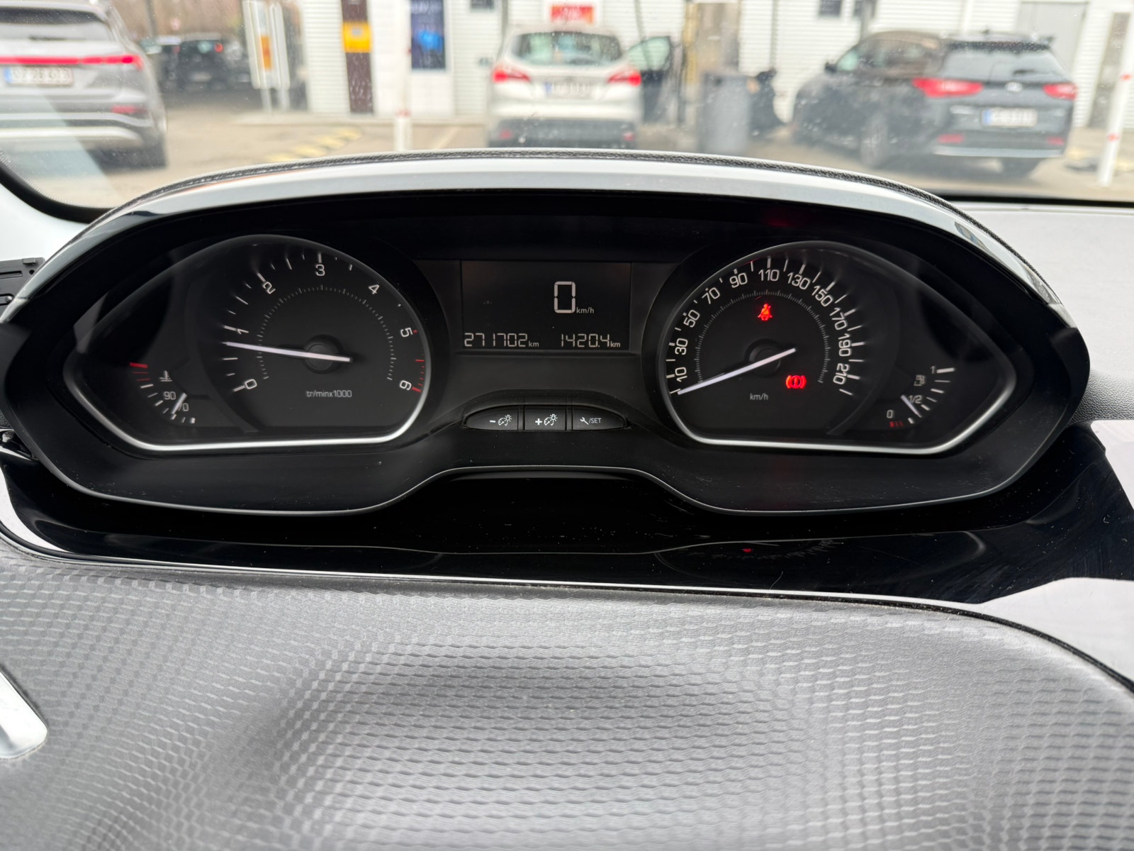 Peugeot 208 – billede 12