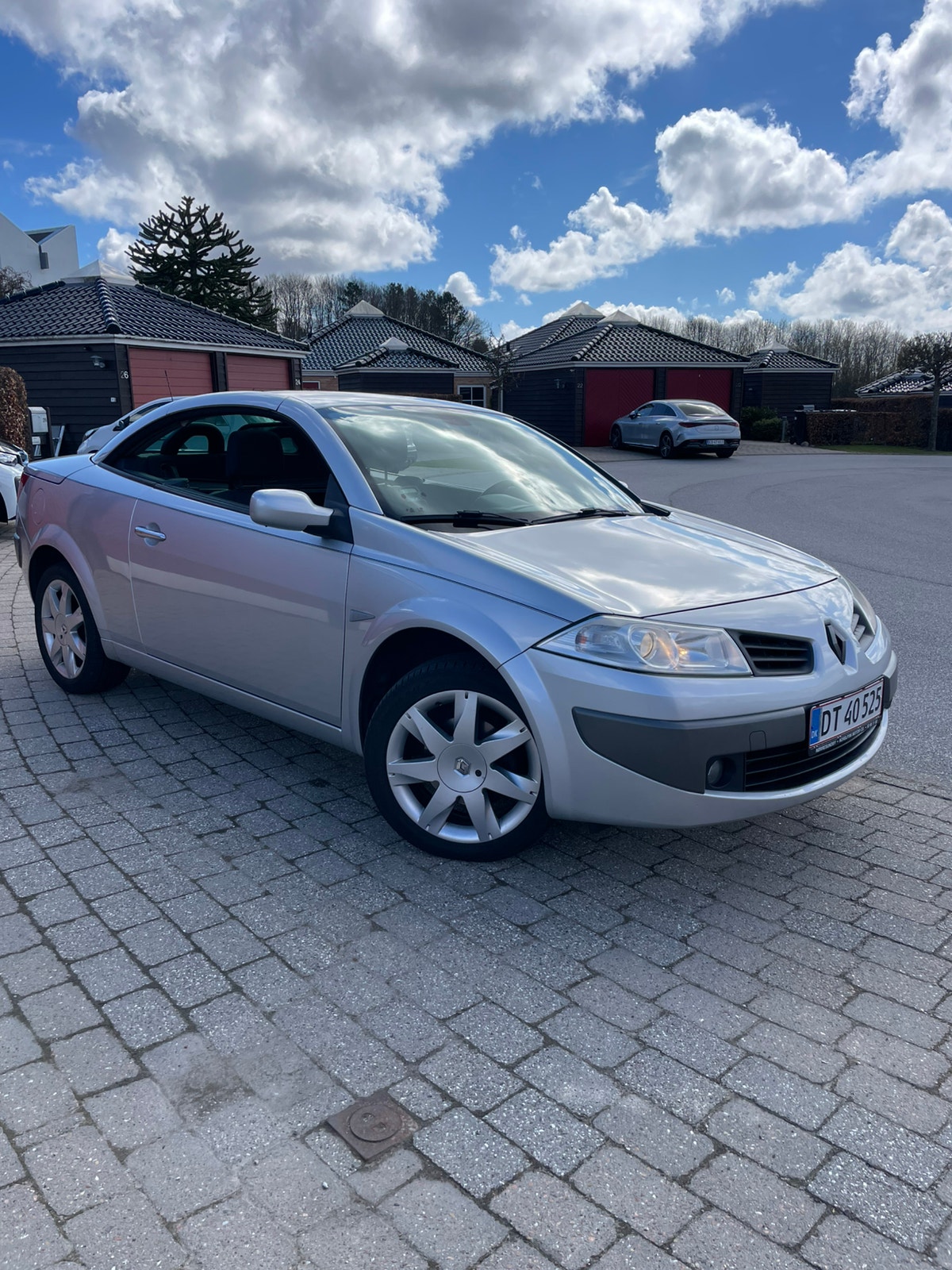 Renault Megane CC til salg hos Nabilli