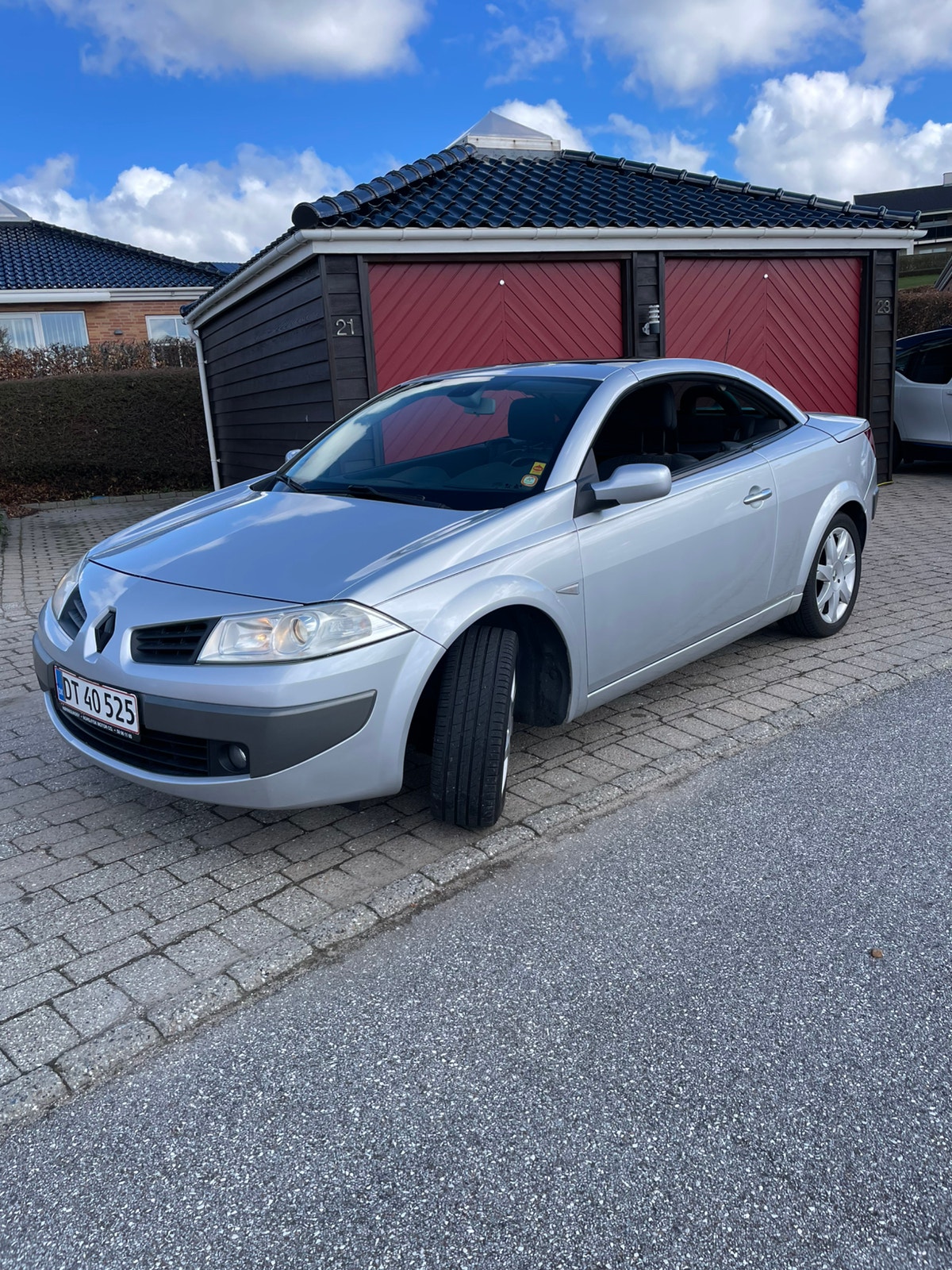 Renault Megane CC til salg hos Nabilli