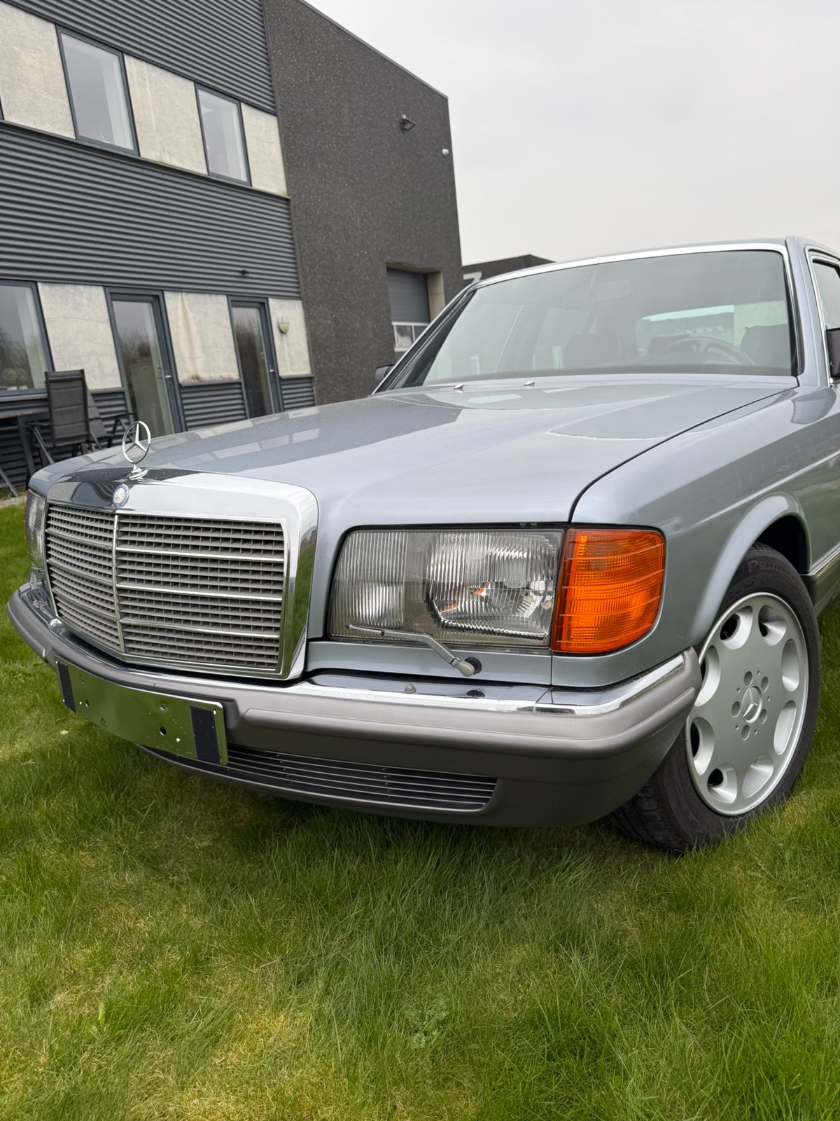 Mercedes 500 SEL til salg hos Nabilli