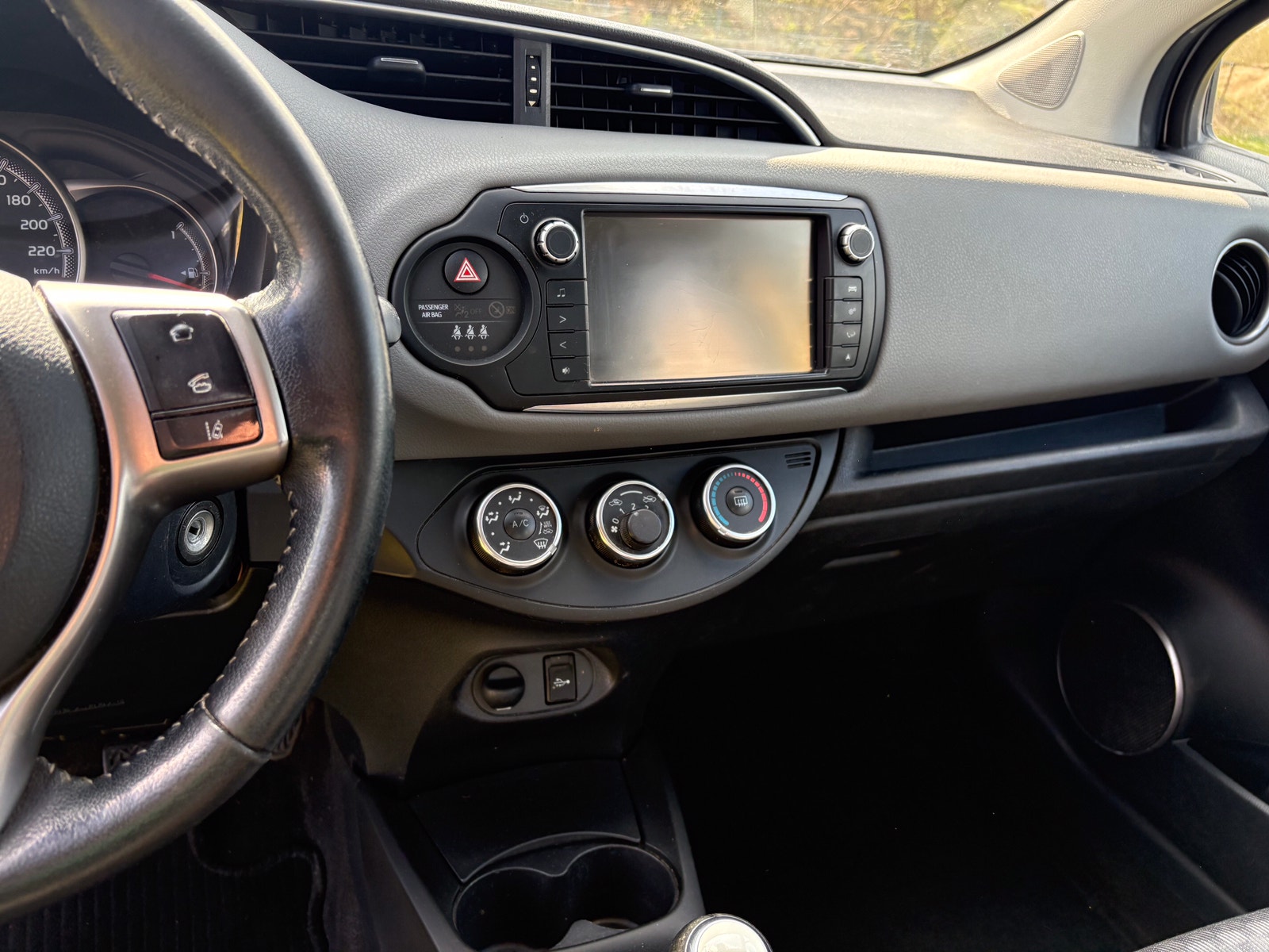 Toyota Yaris til salg hos Nabilli