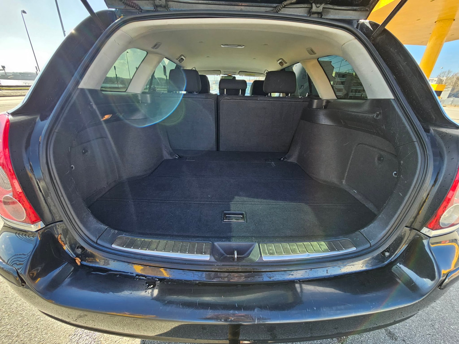 Toyota Avensis til salg hos Nabilli