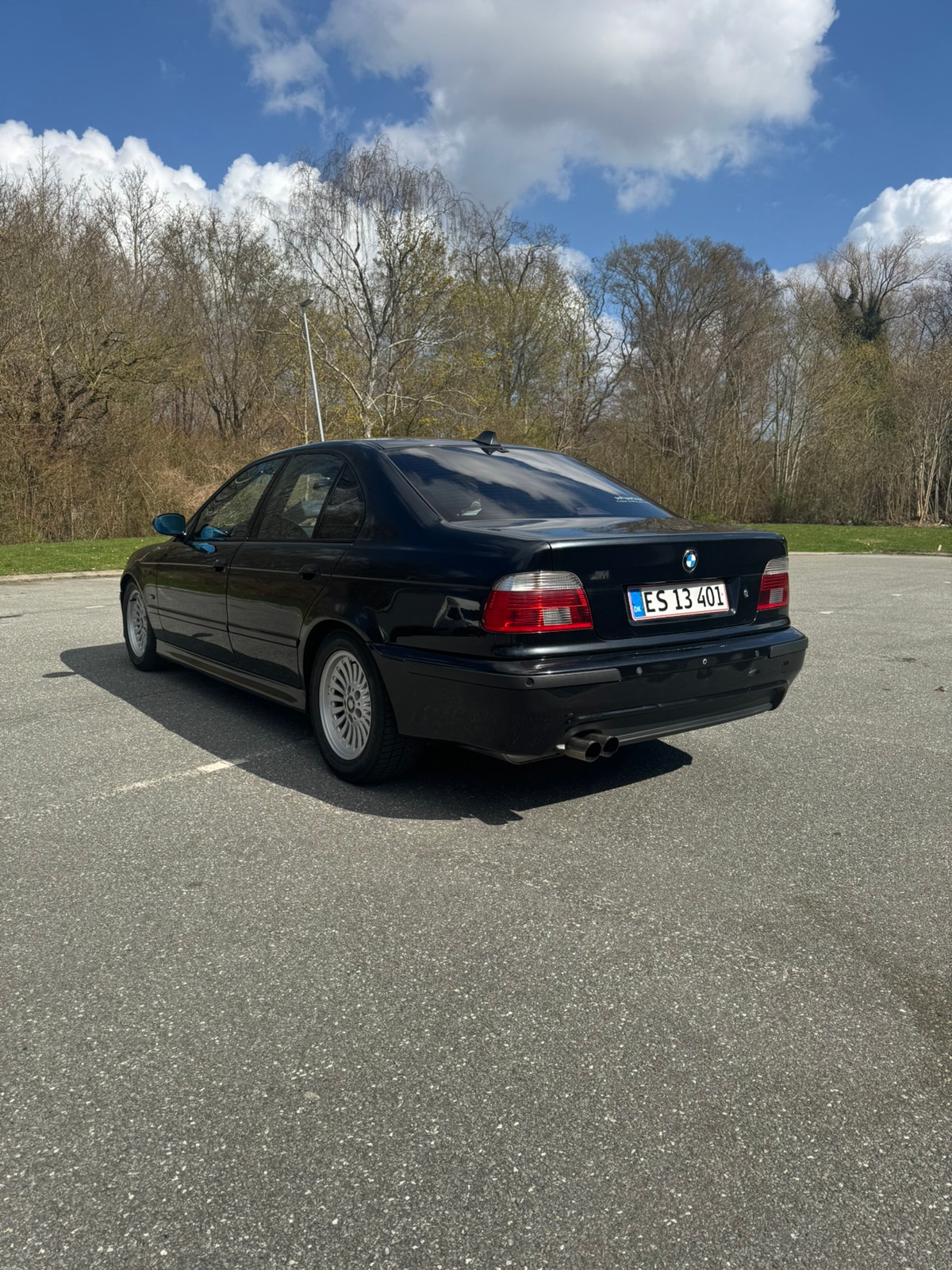 BMW 528i til salg hos Nabilli
