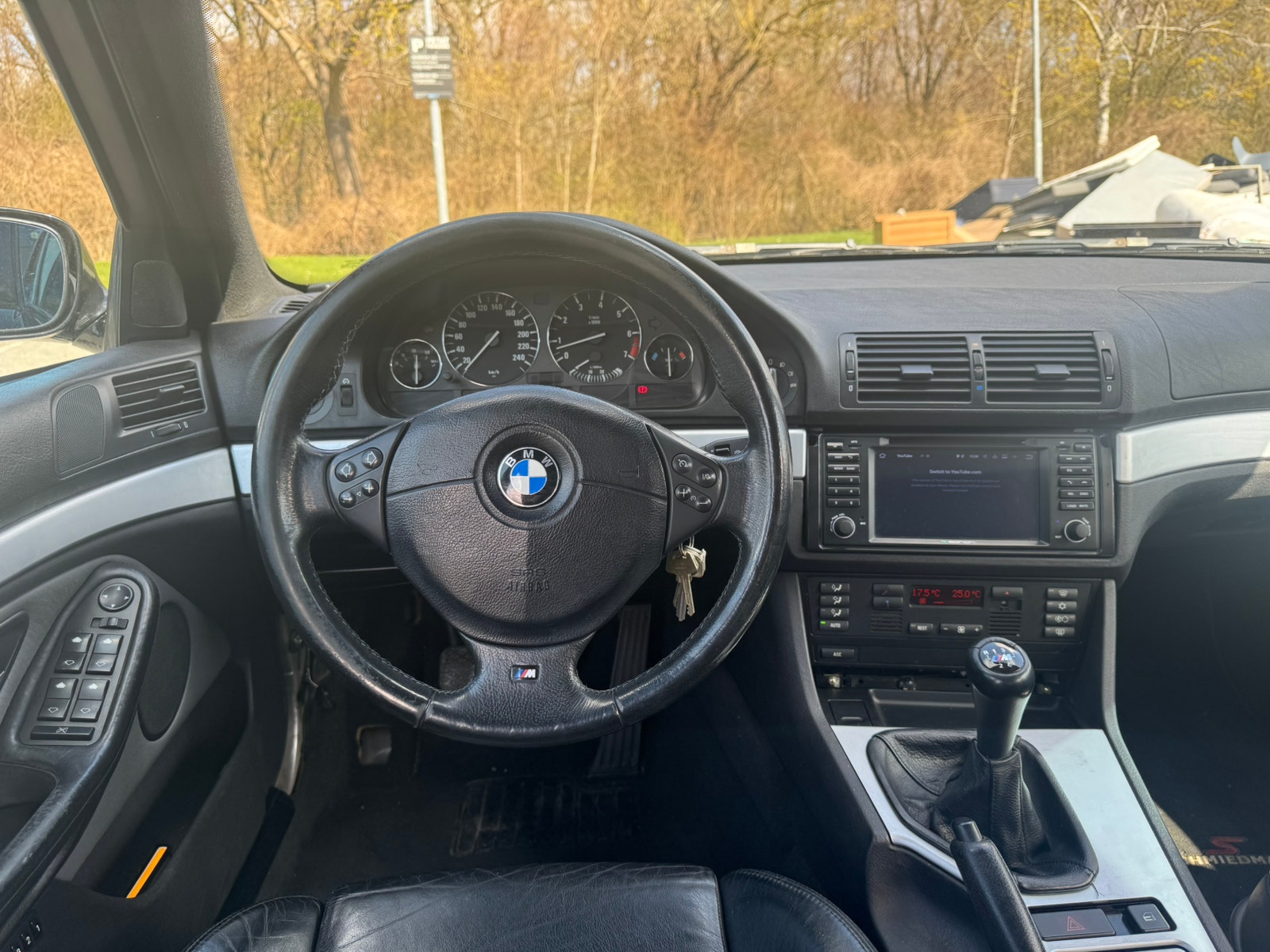 BMW 528i til salg hos Nabilli
