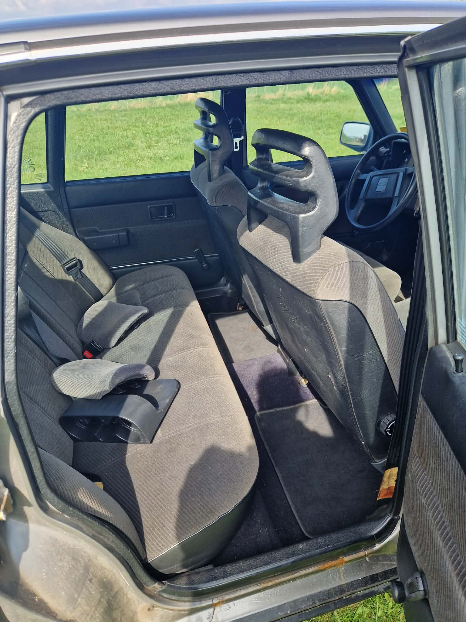 Volvo 240 til salg hos Nabilli