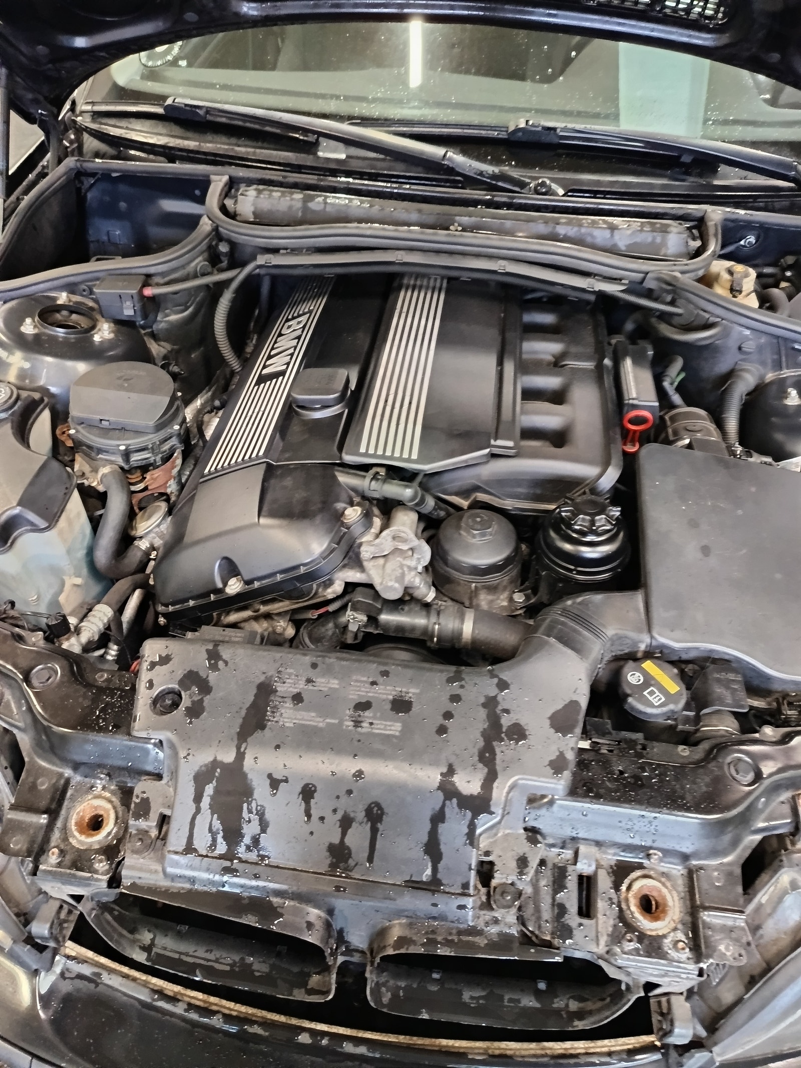 BMW 325i til salg hos Nabilli