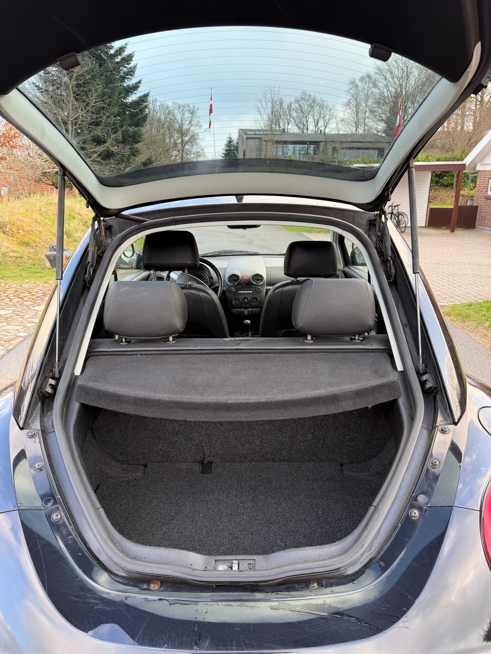 VW New Beetle til salg hos Nabilli