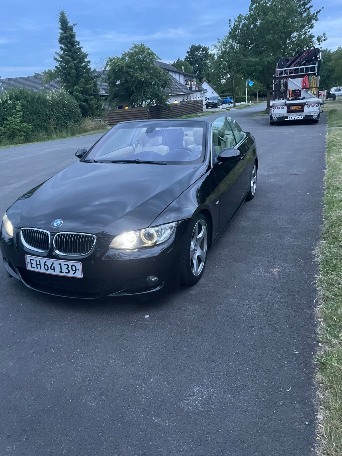BMW 325i til salg hos Nabilli