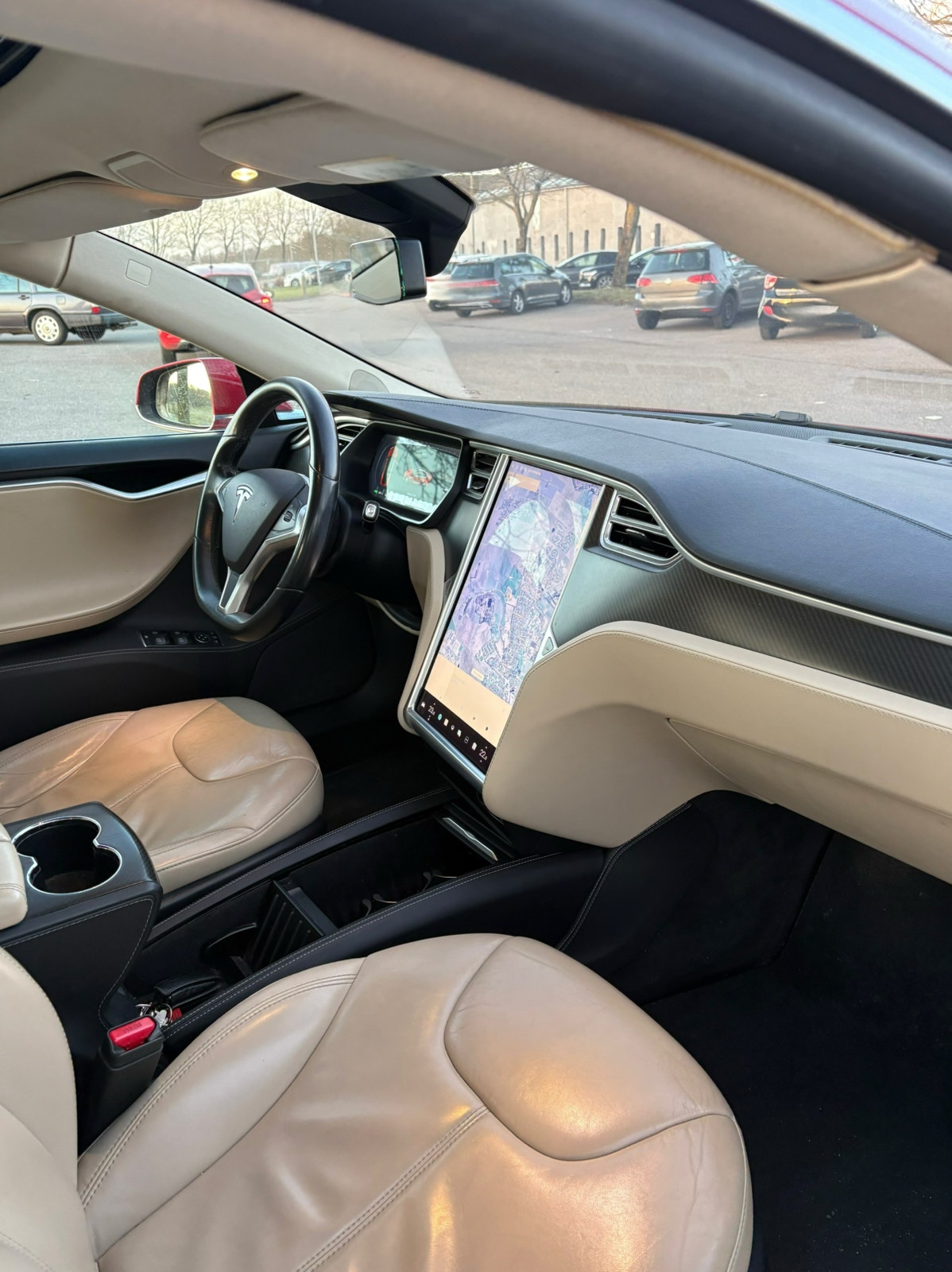 Tesla Model S til salg hos Nabilli