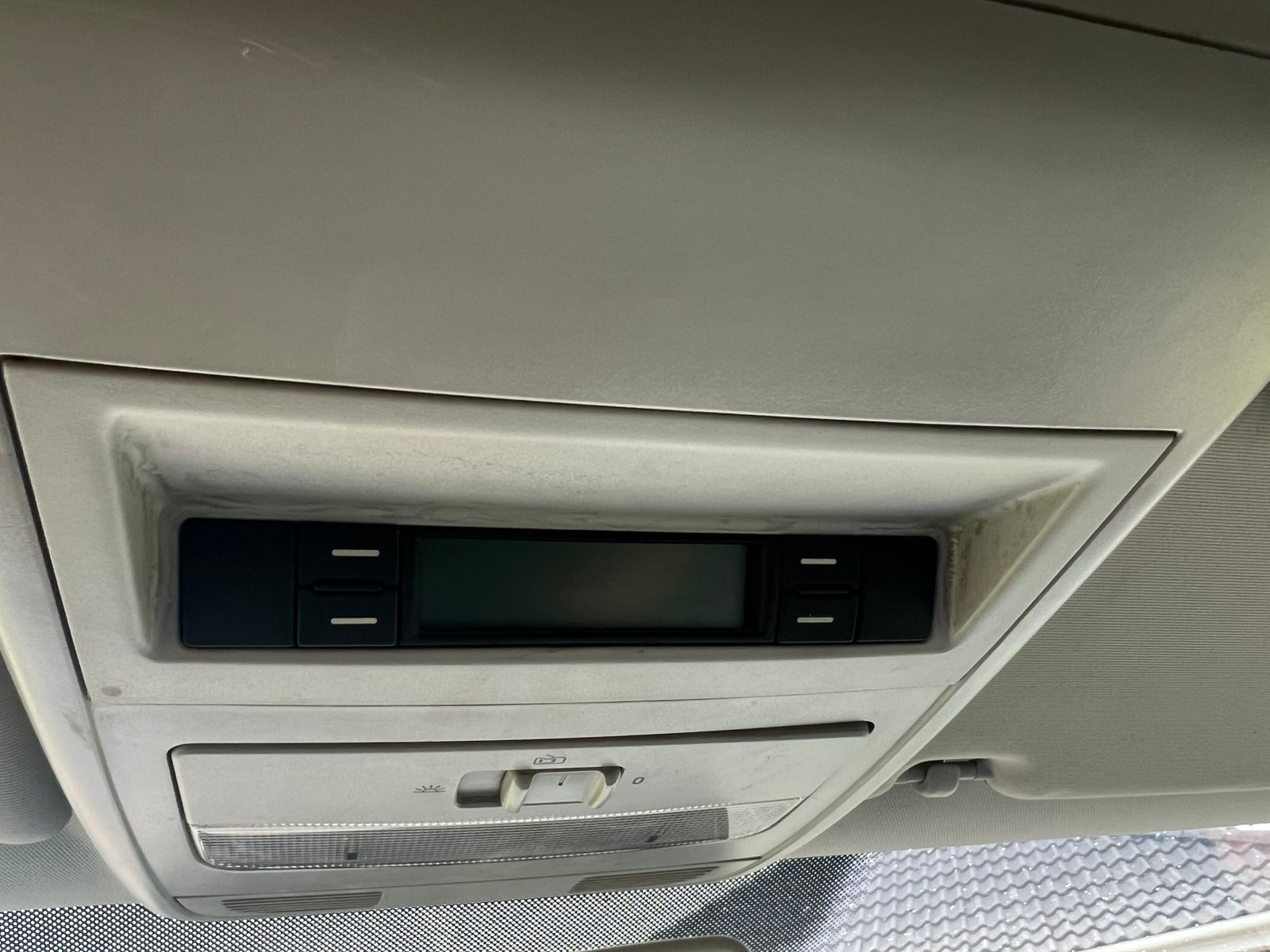 VW Caravelle til salg hos Nabilli
