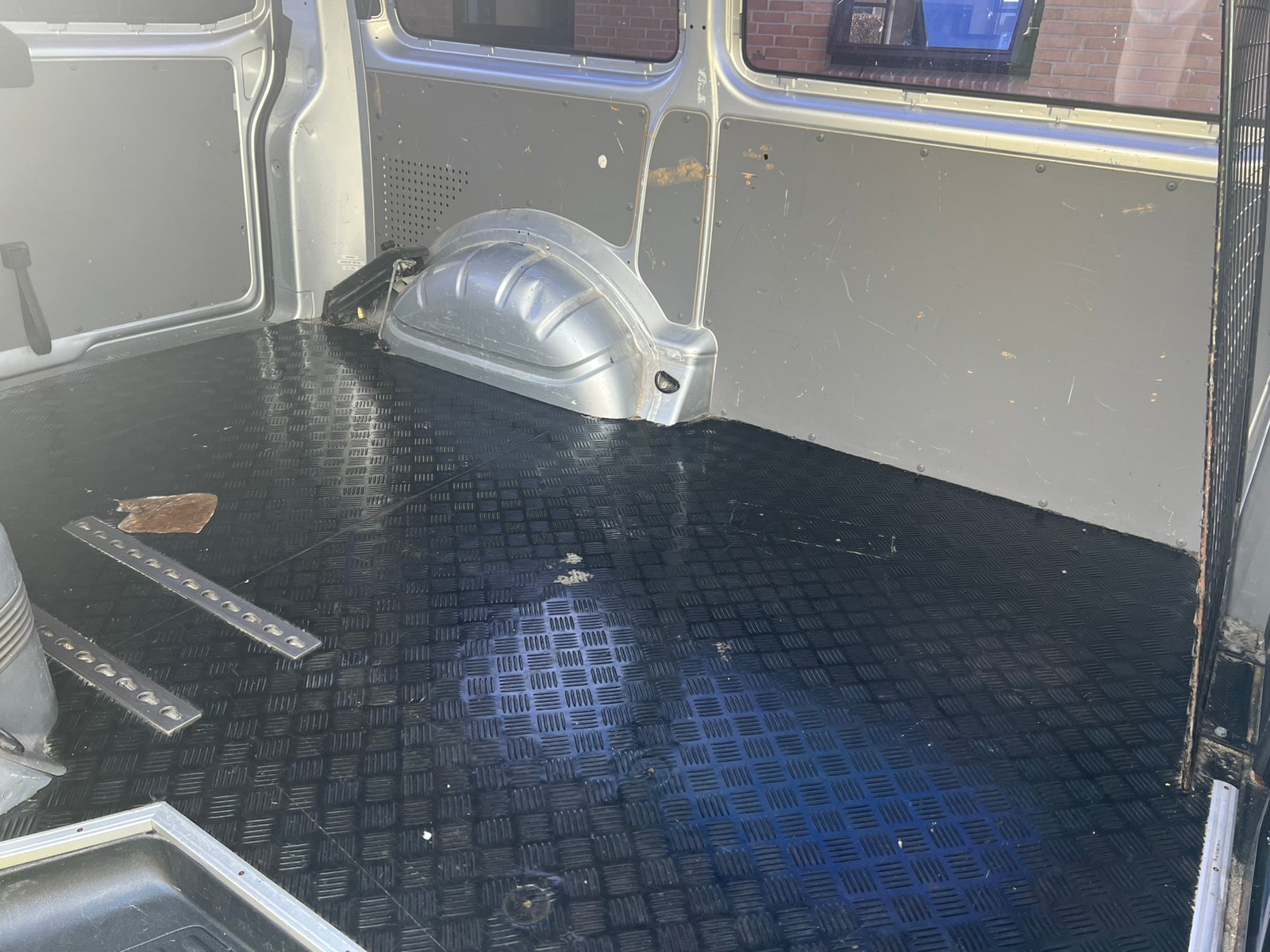 VW Caravelle til salg hos Nabilli