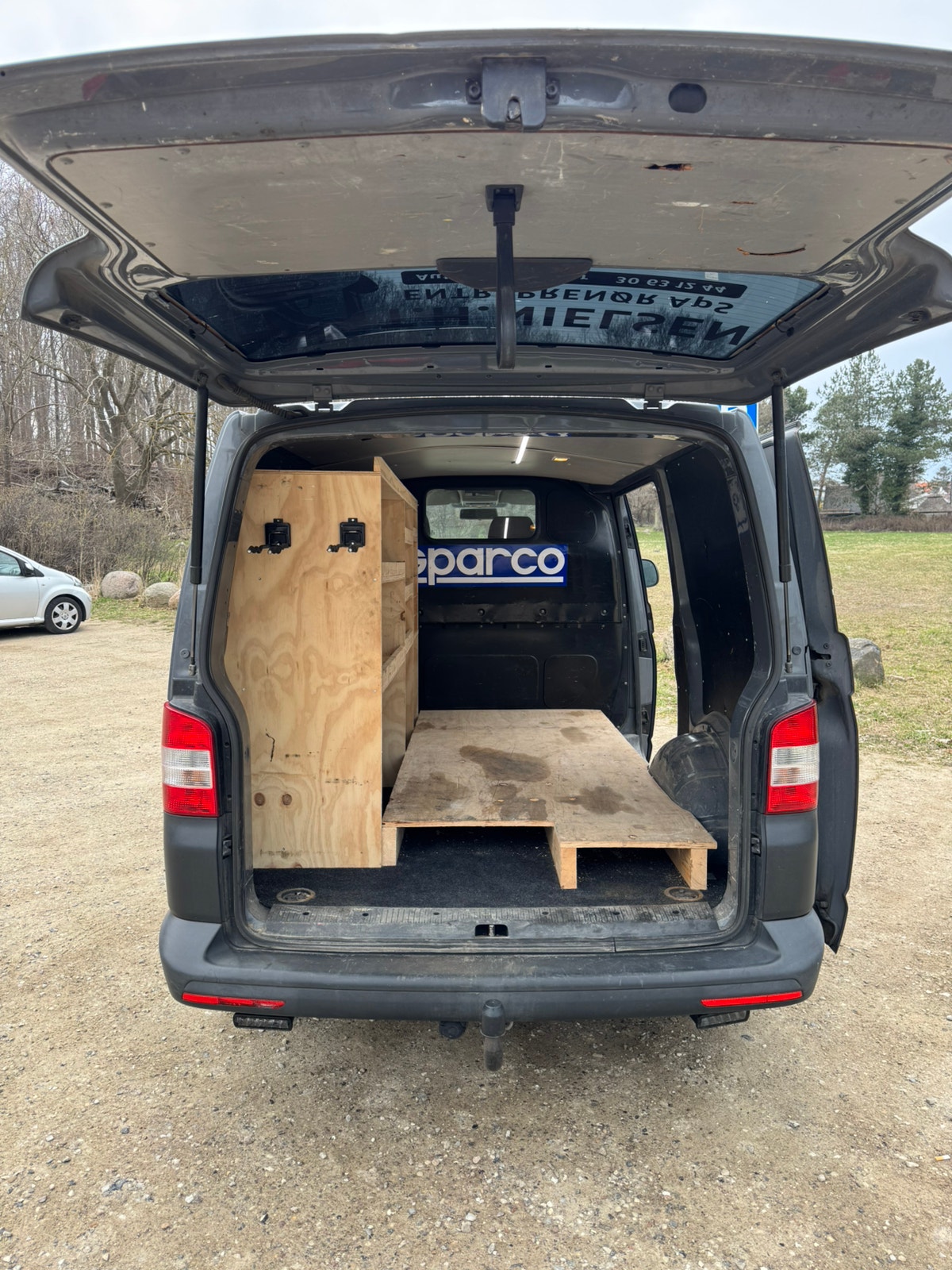 VW Transporter til salg hos Nabilli