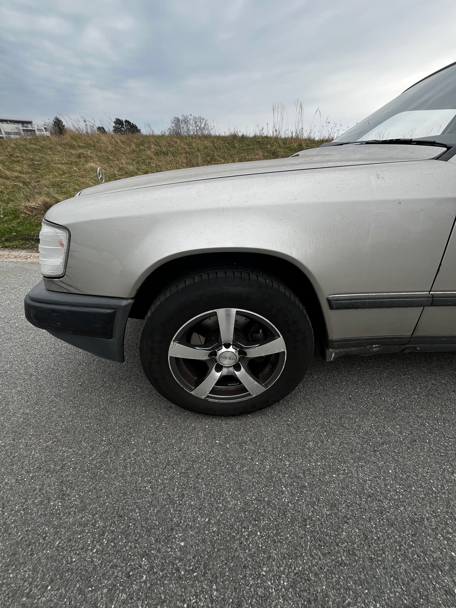 Mercedes 230 E – billede 14