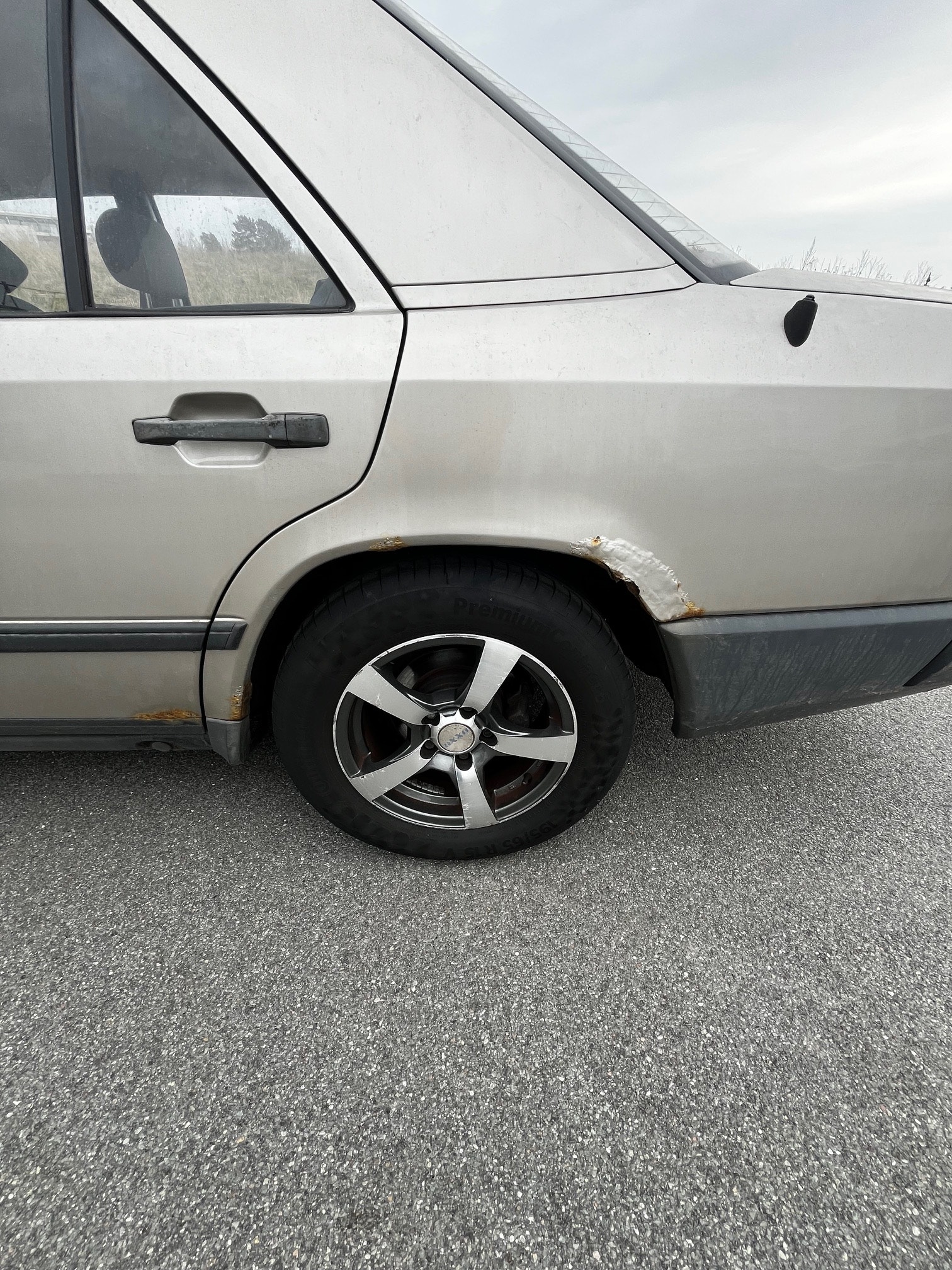 Mercedes 230 E – billede 15