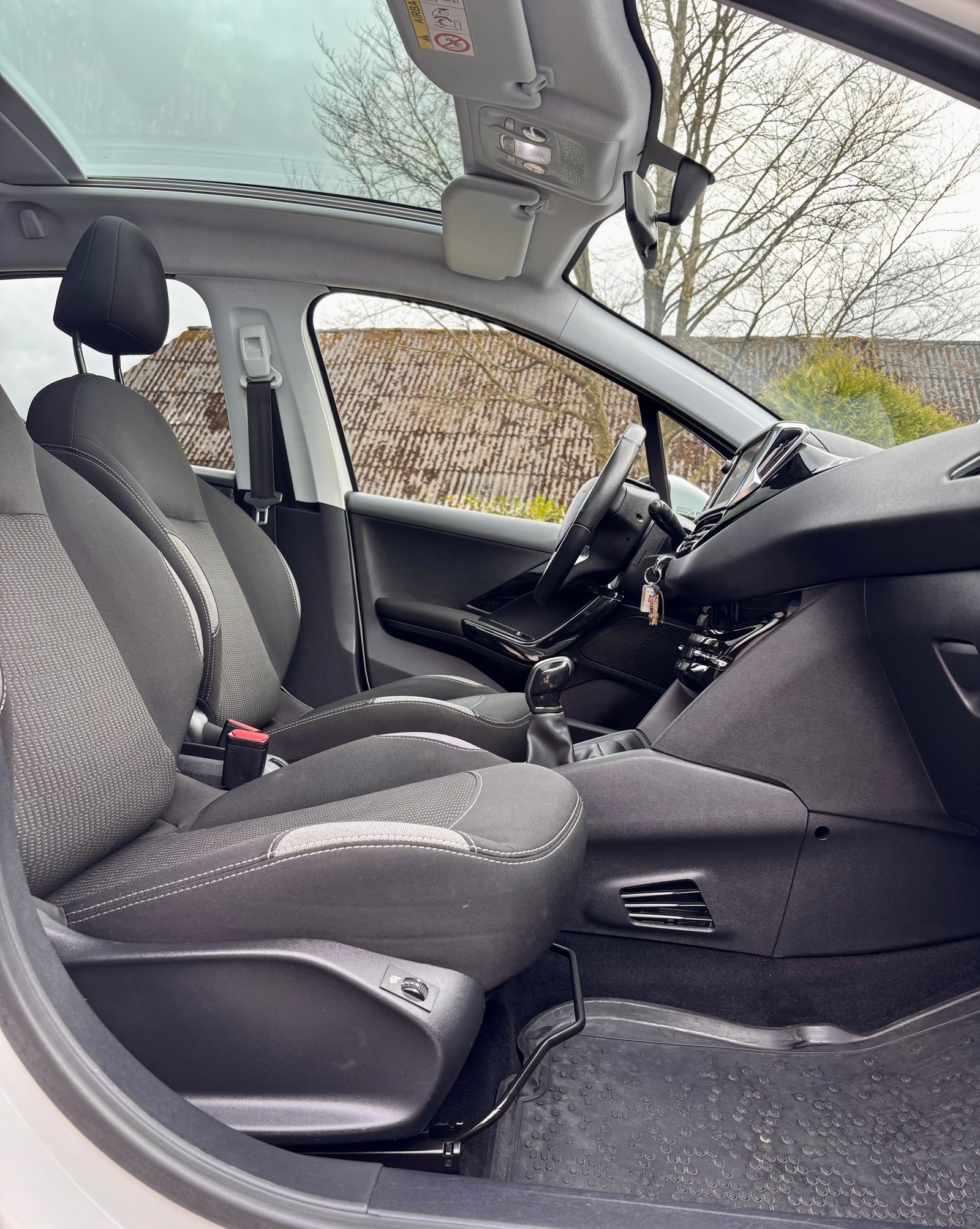 Peugeot 208 – billede 15