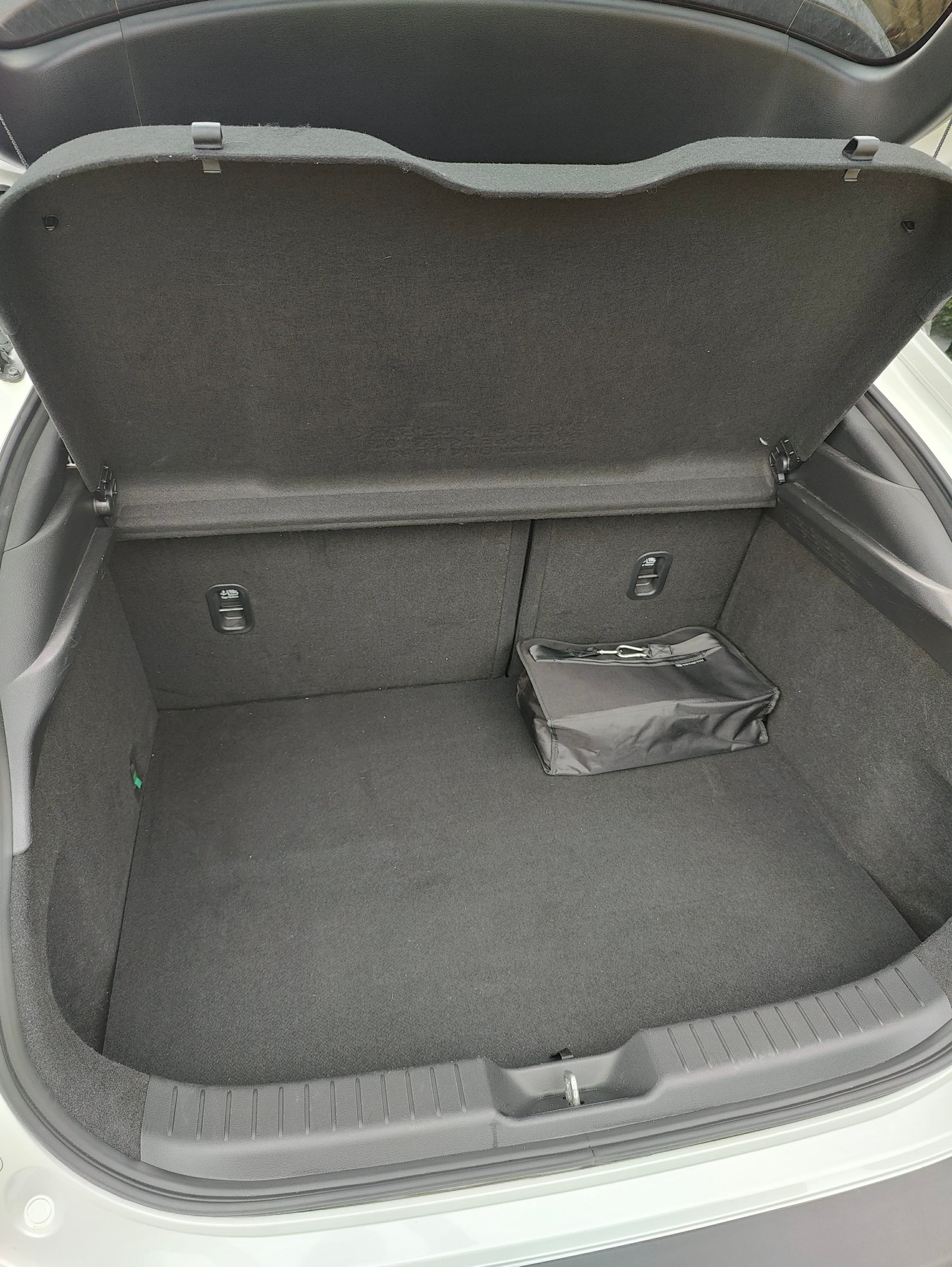 Mazda MX-30 til salg hos Nabilli