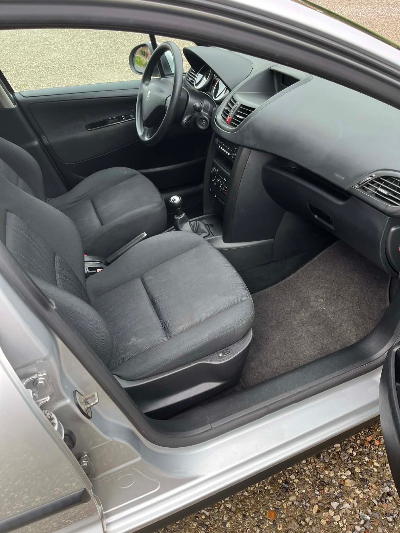 Peugeot 207 til salg hos Nabilli