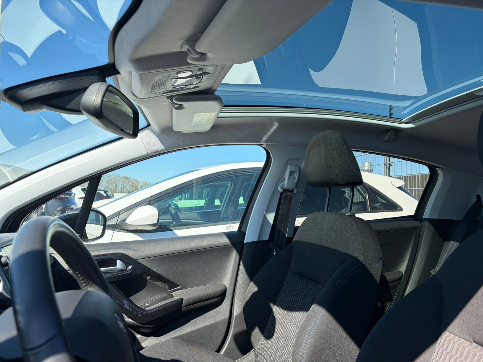 Peugeot 208 – billede 10