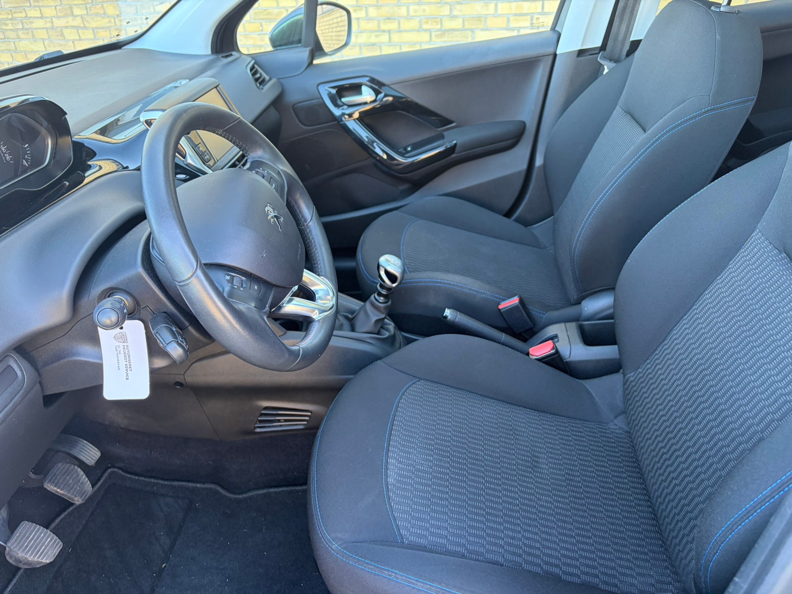 Peugeot 208 – billede 8
