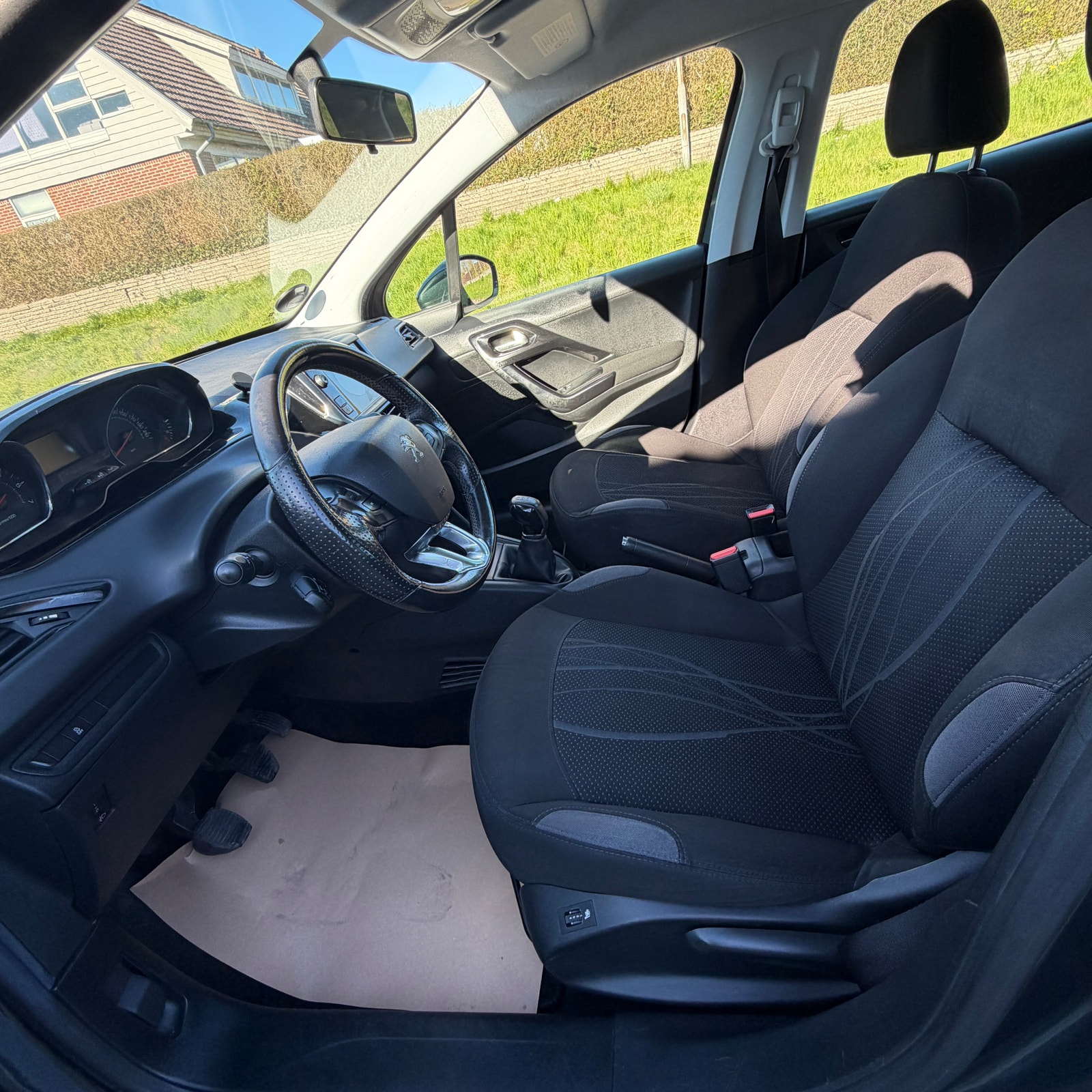 Peugeot 208 – billede 4