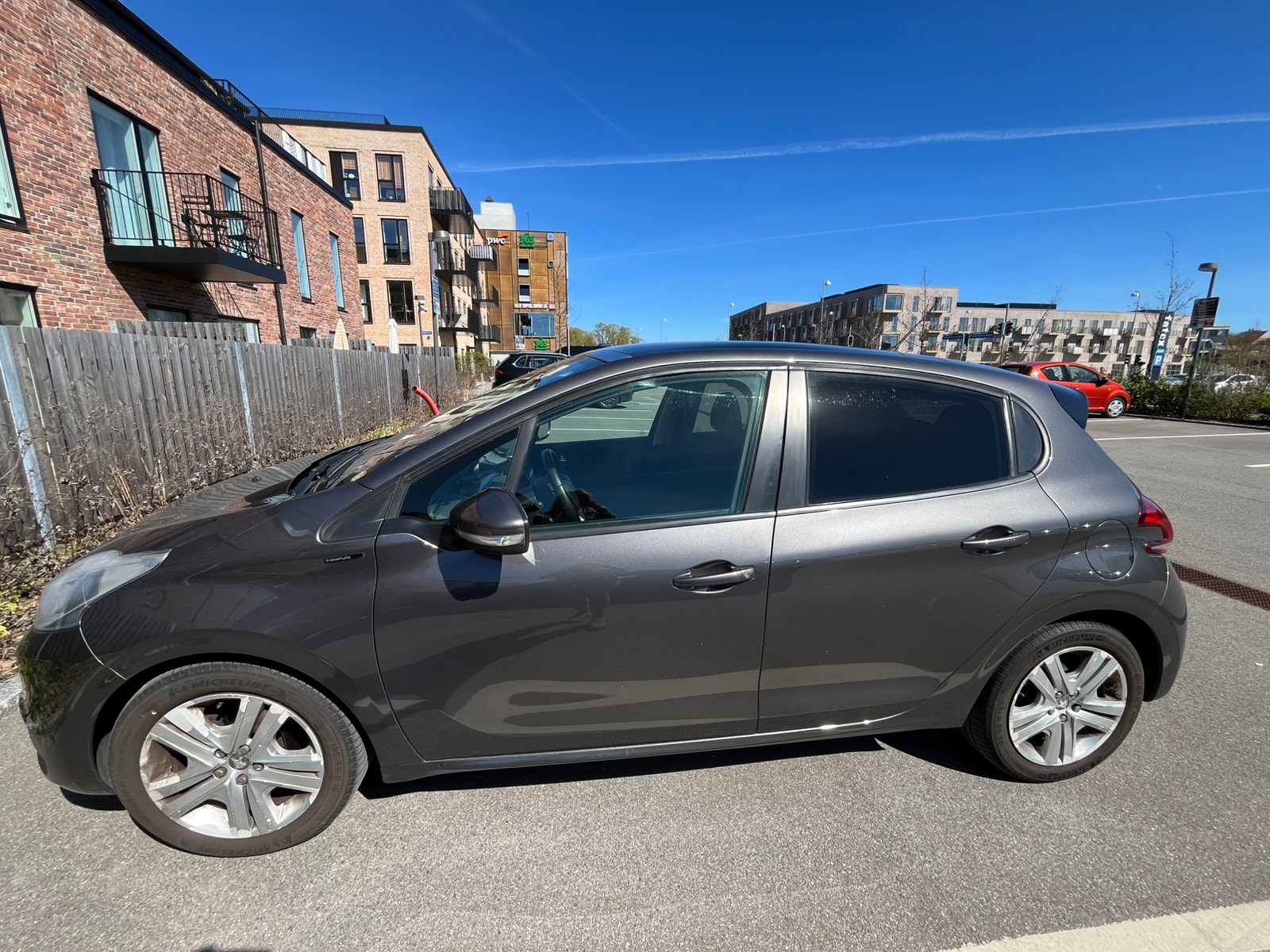 Peugeot 208 til salg hos Nabilli