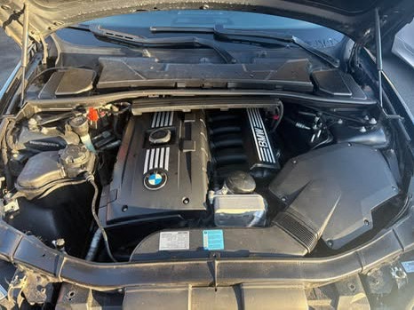 BMW 325i til salg hos Nabilli