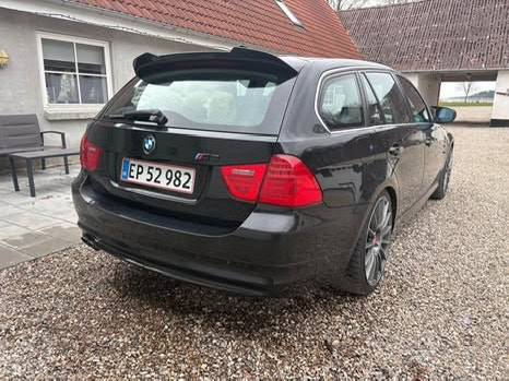 BMW 325i til salg hos Nabilli