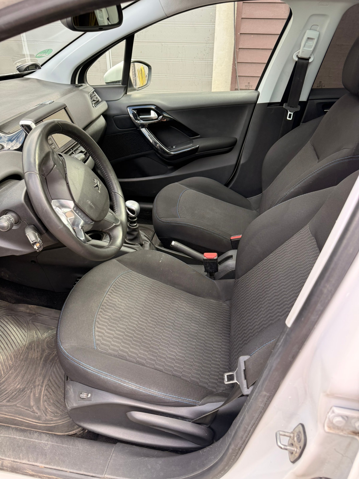 Peugeot 208 til salg hos Nabilli