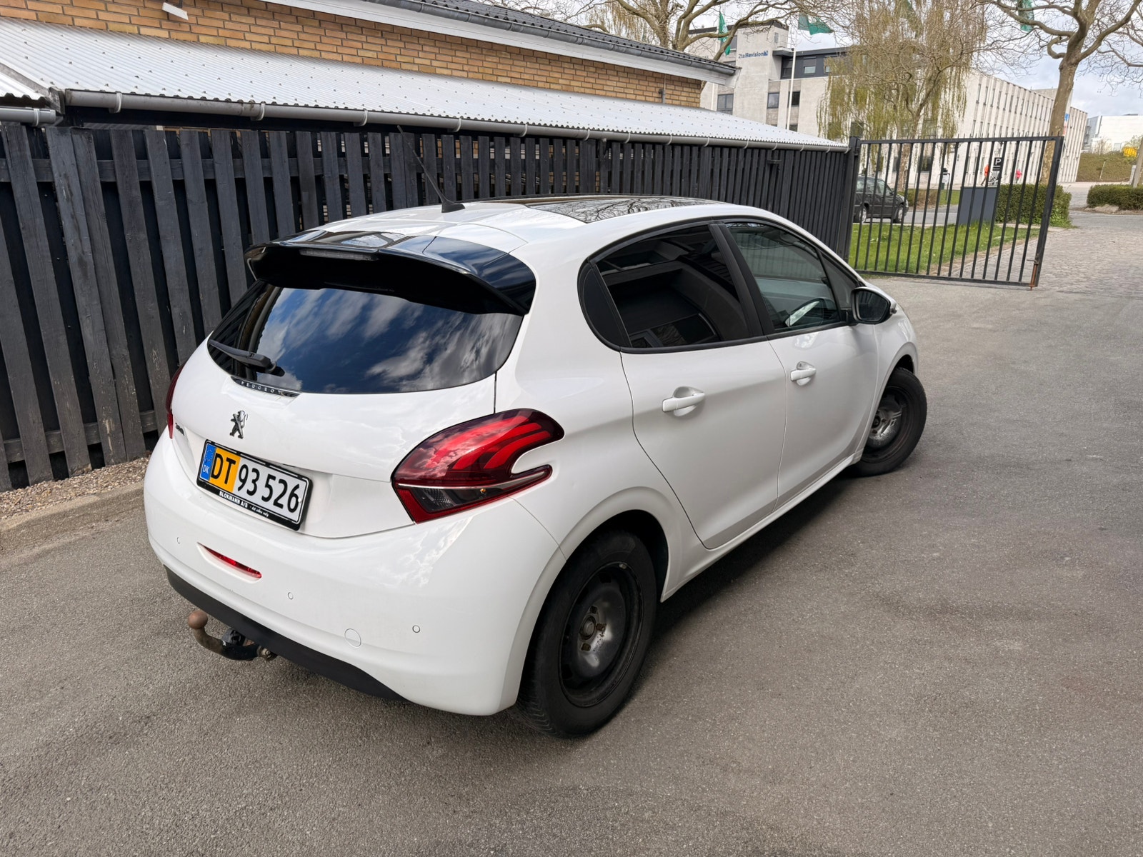 Peugeot 208 til salg hos Nabilli