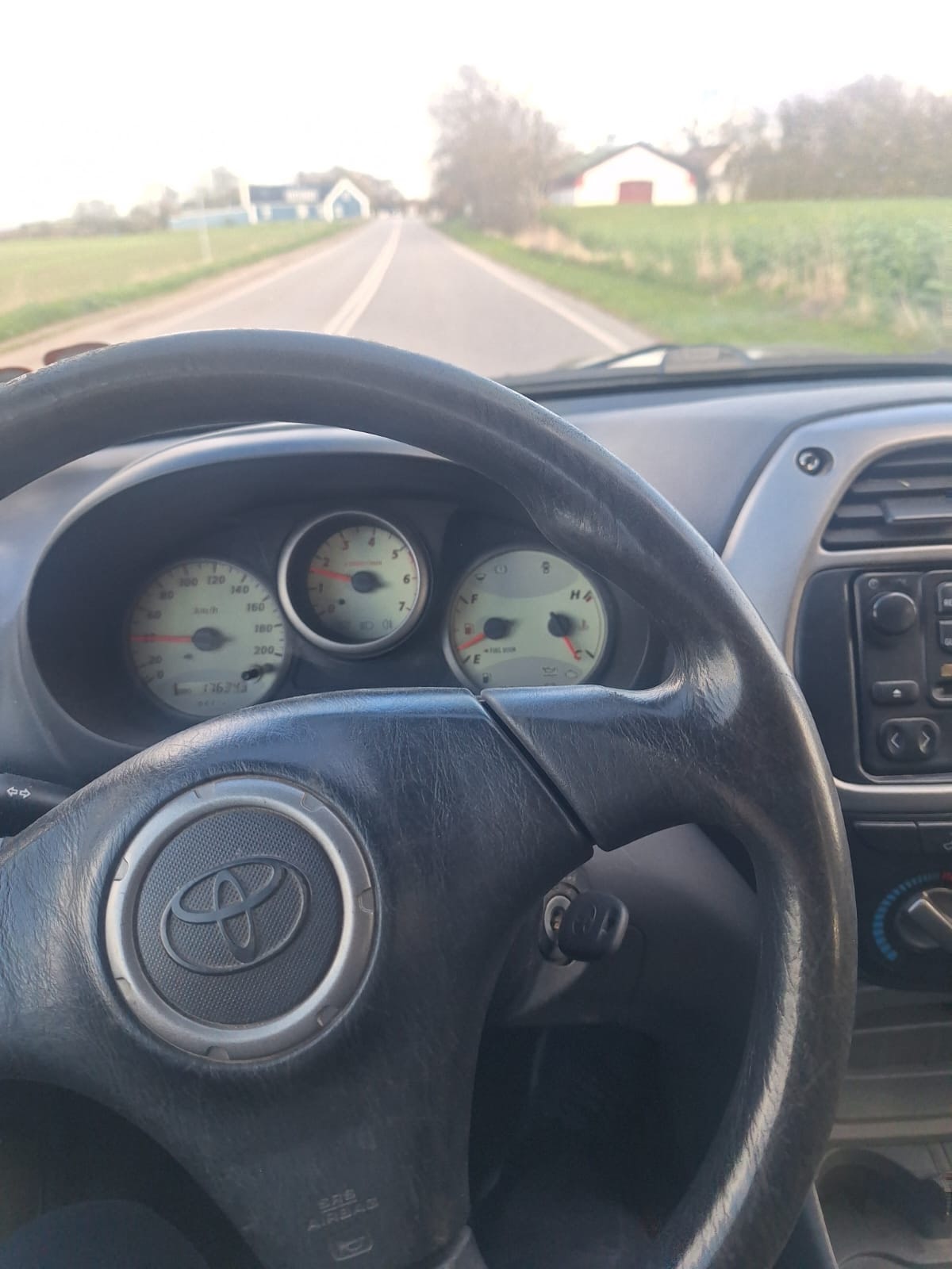 Toyota RAV4 – billede 4