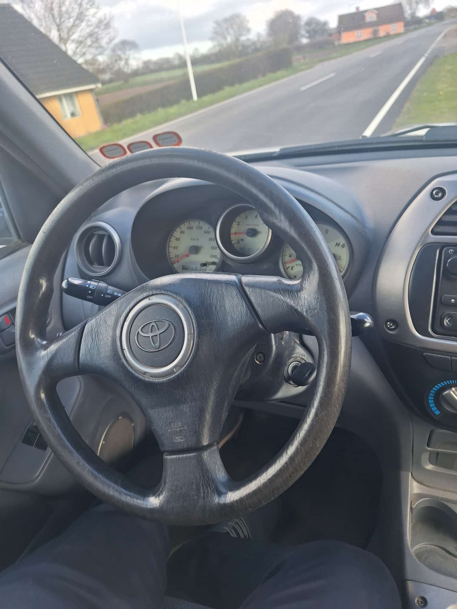 Toyota RAV4 – billede 13