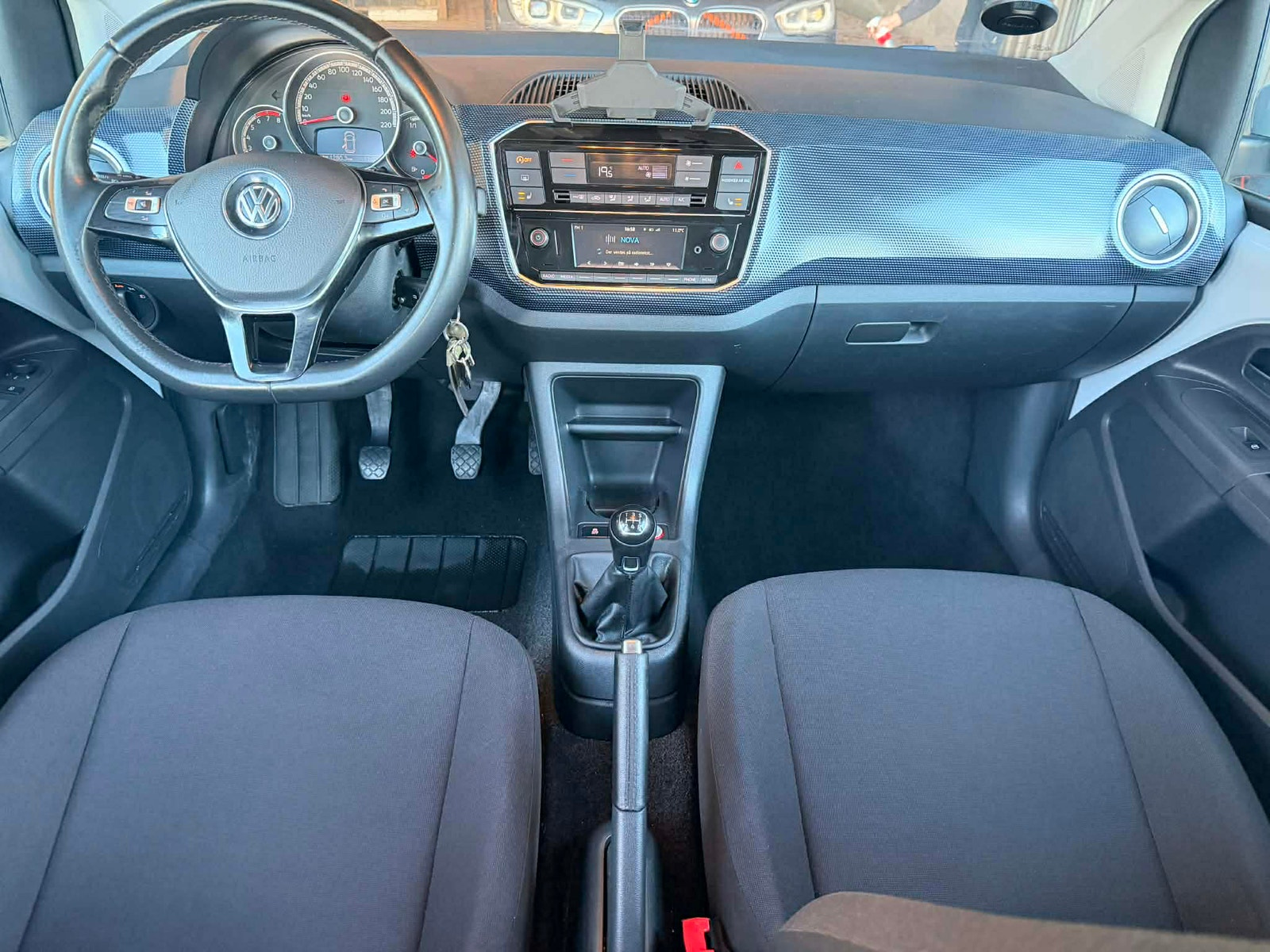 VW UP! til salg hos Nabilli