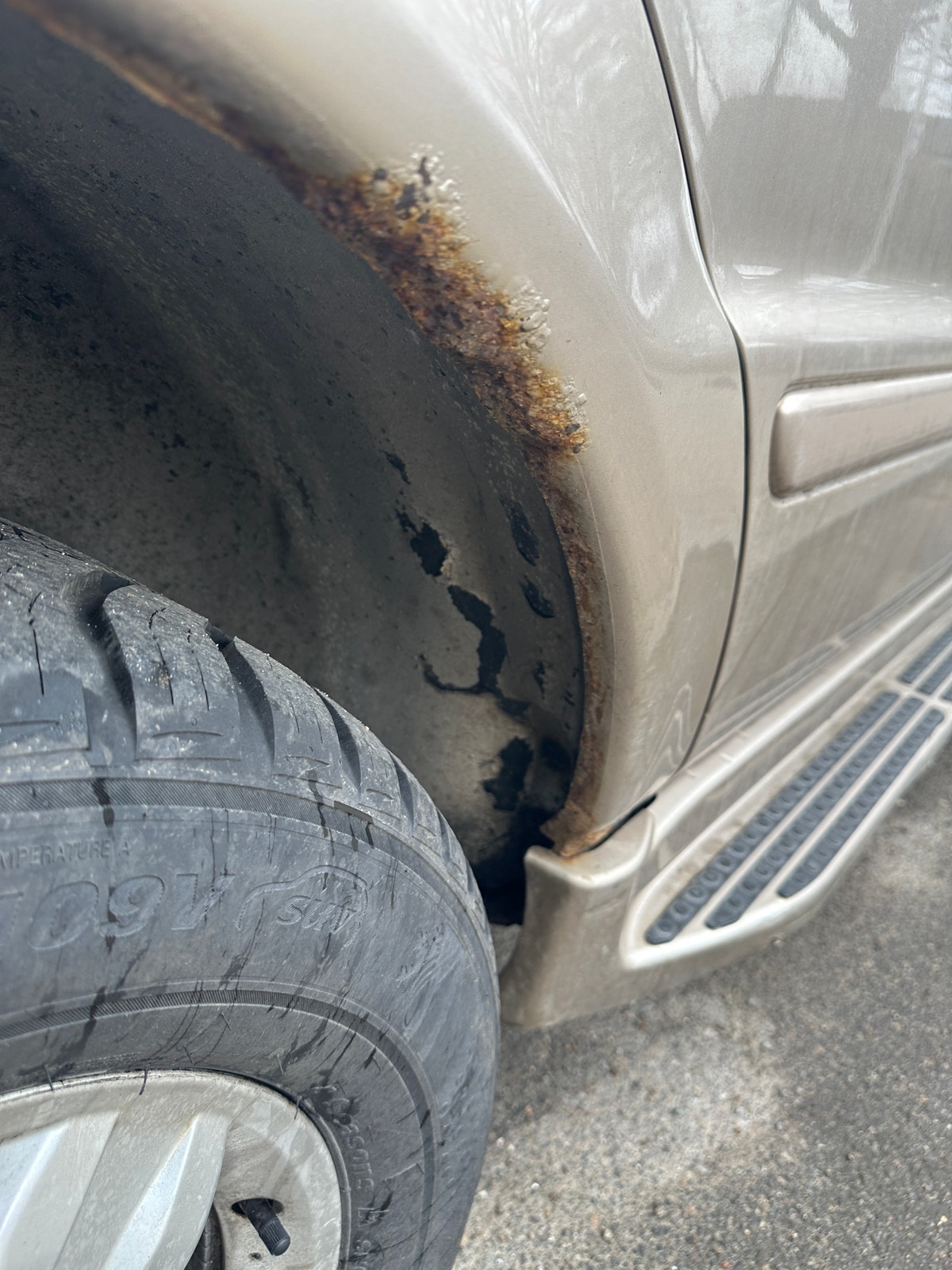 Mercedes ML270 til salg hos Nabilli