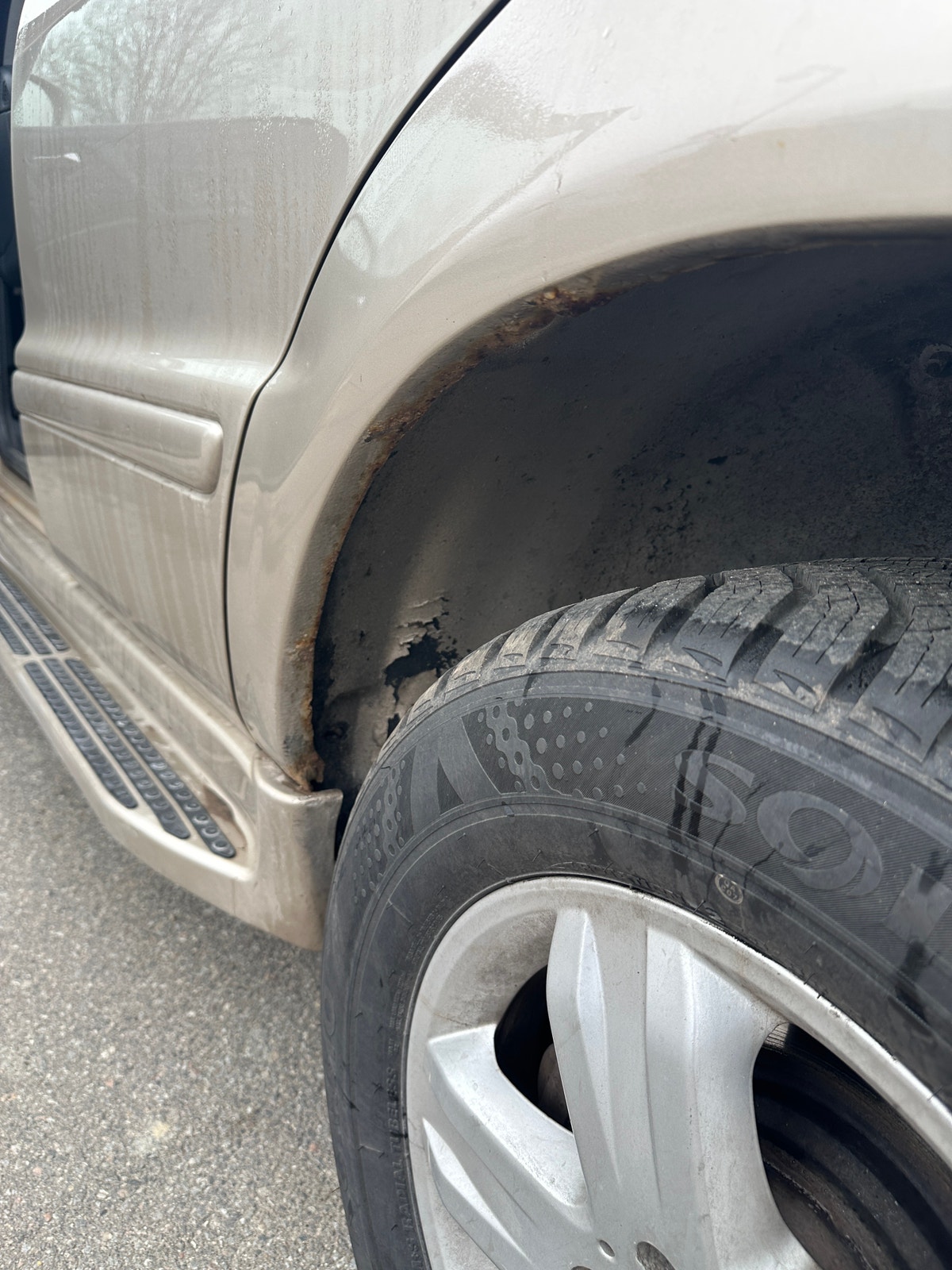 Mercedes ML270 til salg hos Nabilli