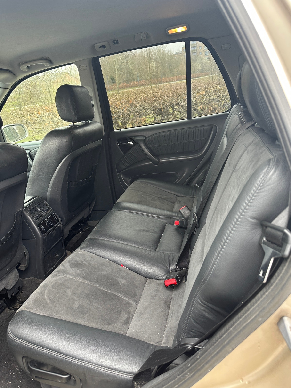 Mercedes ML270 til salg hos Nabilli