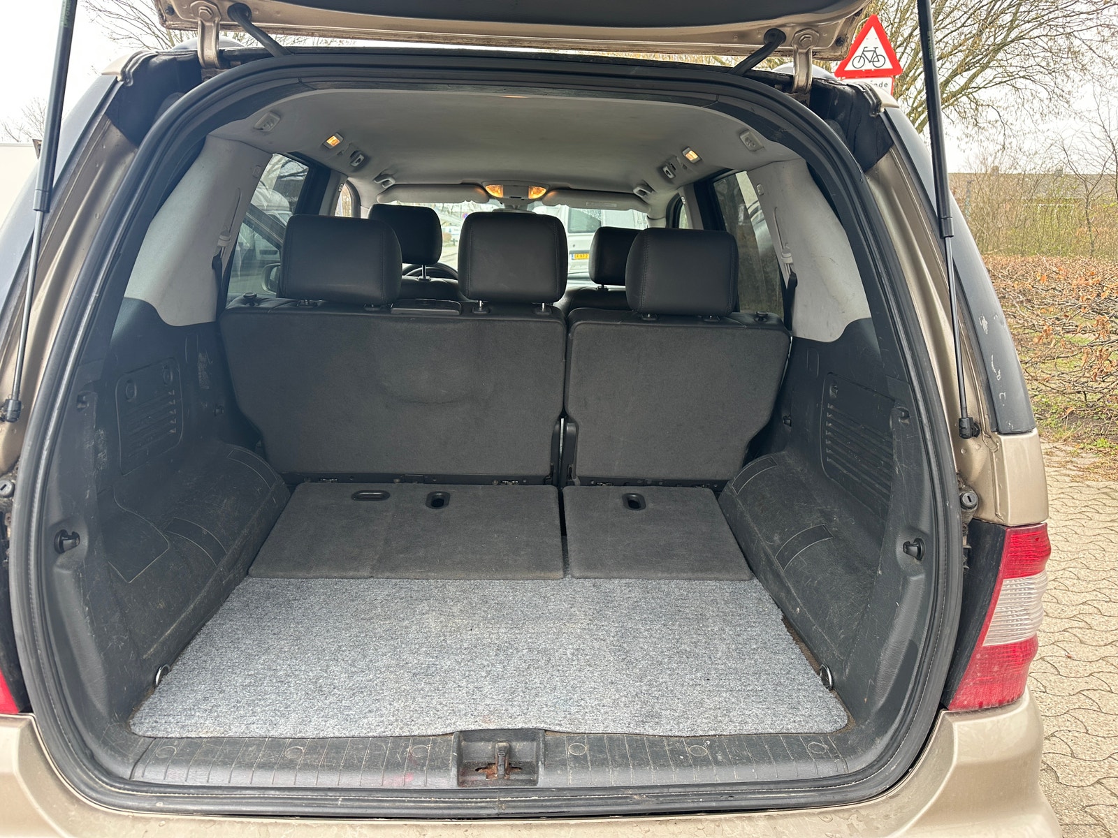 Mercedes ML270 til salg hos Nabilli
