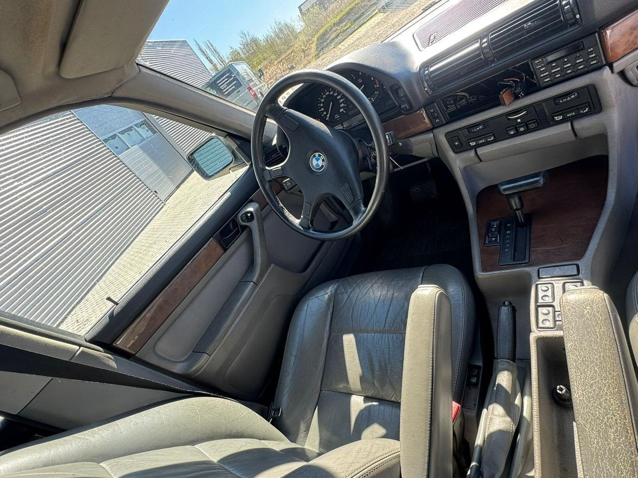 BMW 735iL til salg hos Nabilli