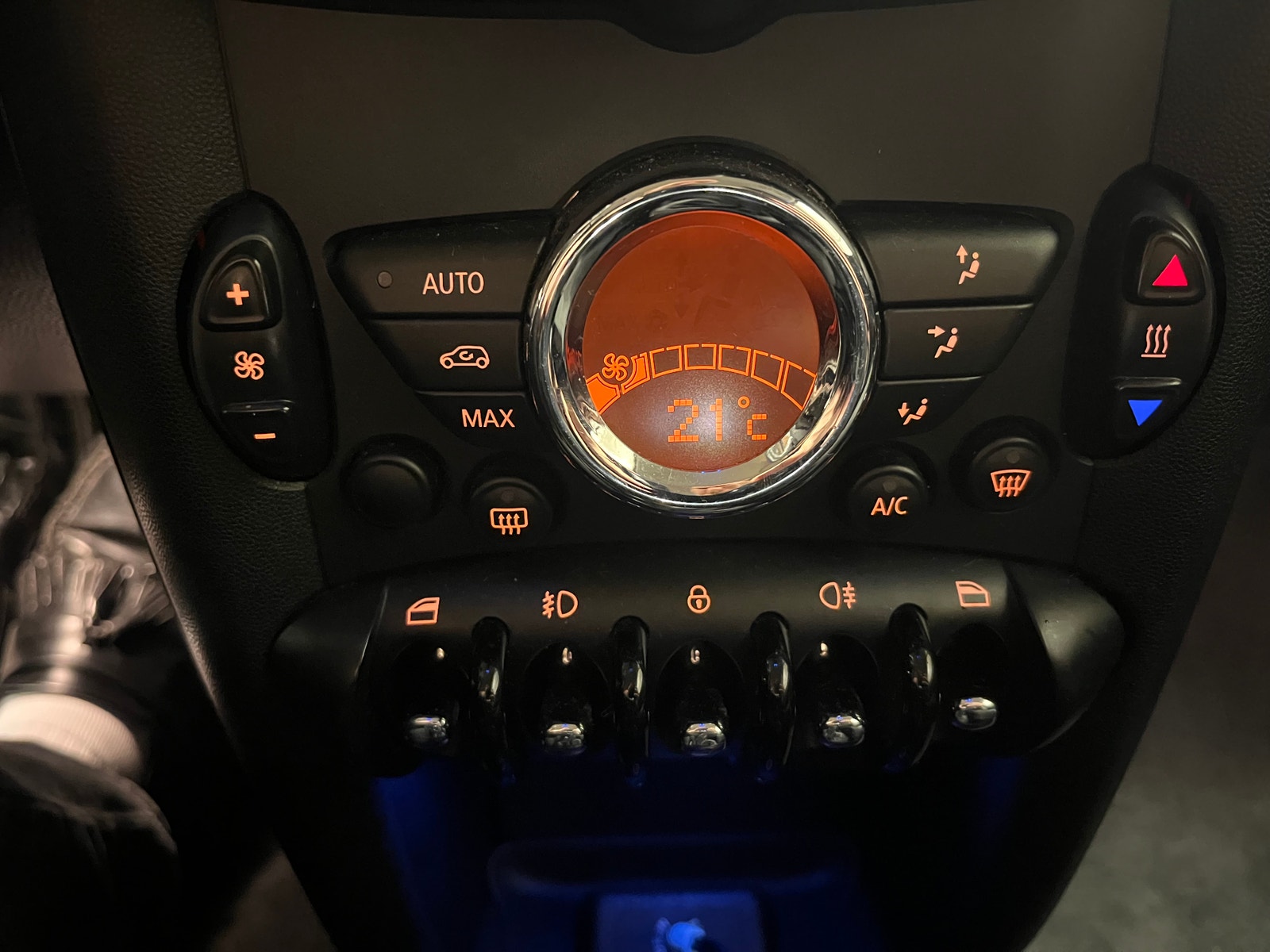 MINI Cooper til salg hos Nabilli
